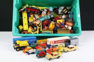 Collection of around 100 diecast models to include Corgi, Matchbox Superkings, Matchbox Superfast,