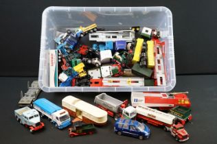 Collection of various mixed diecast models to include examples from Corgi, Matchbox Superkings,