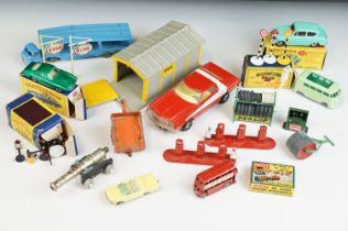 Group of boxed & unboxed Mid 20th C diecast models to include boxed Dinky 155 Ford Anglia, Corgi