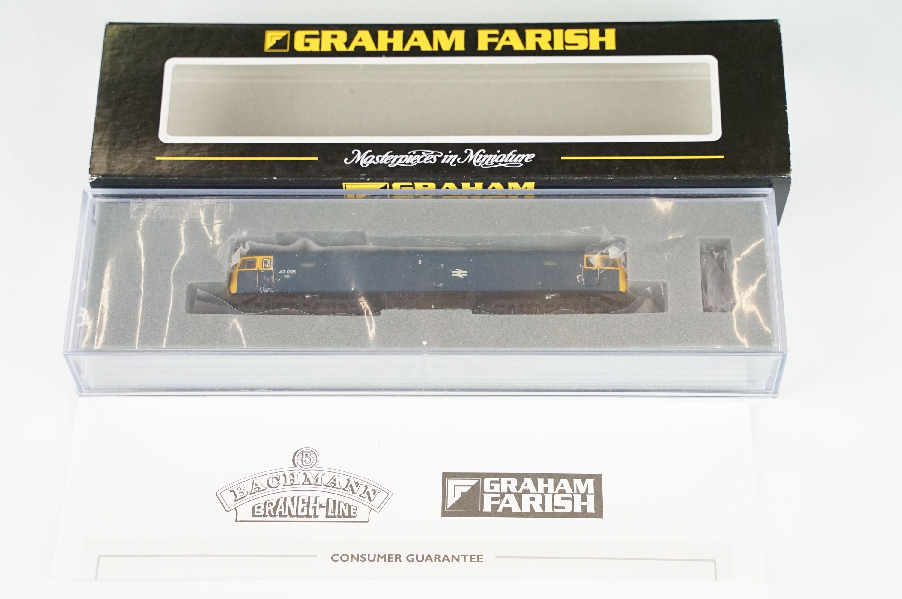 Three cased Graham Farish by Bachmann N gauge locomotives to include 371-381 Class 66 Diesel 66405 - Image 2 of 8