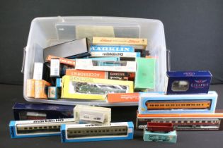 34 Boxed HO gauge items of rolling stock to include 15 x Marklin, 4 x Liliput, 1 x Spectrum by