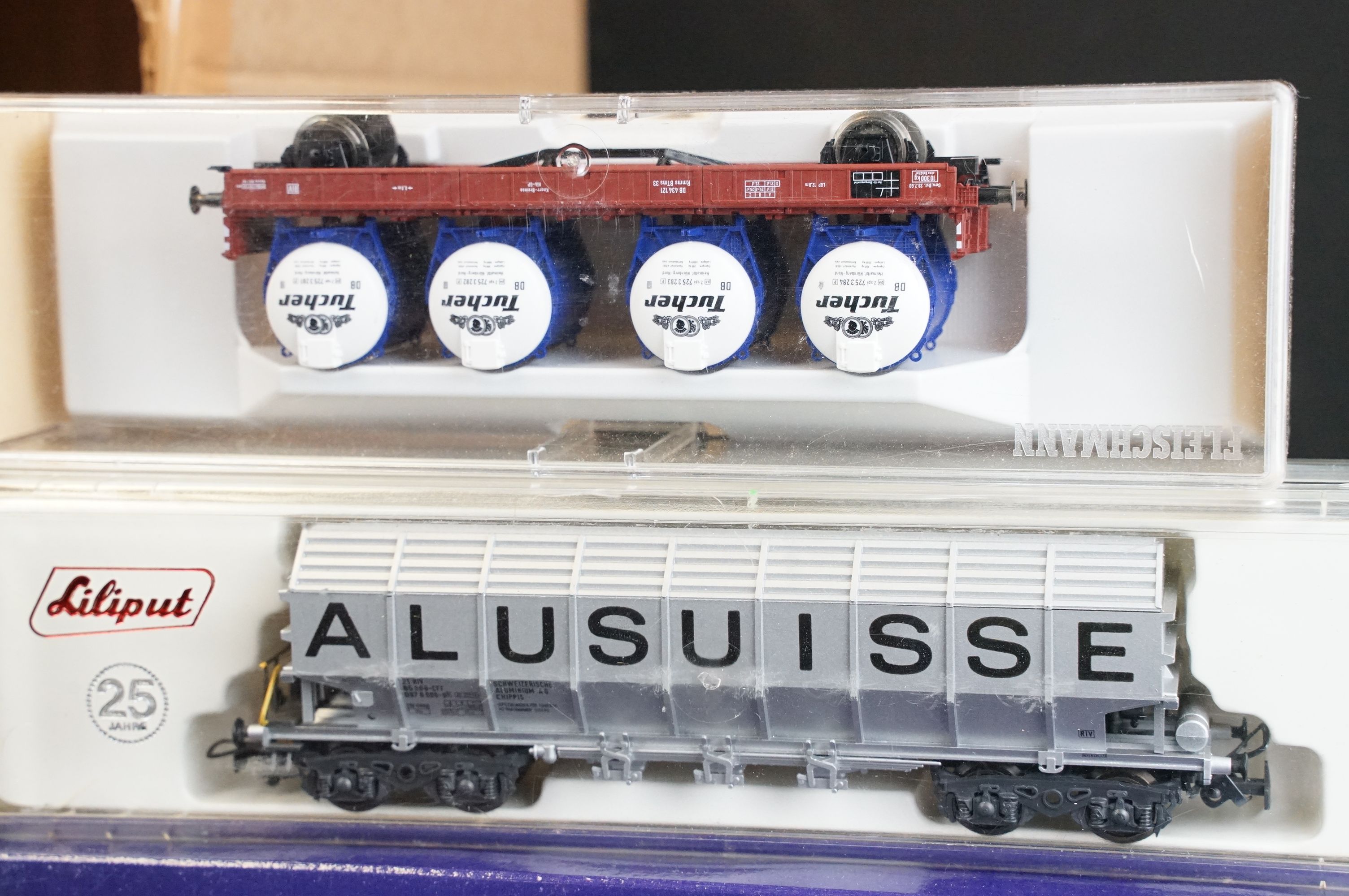 Around 40 boxed HO gauge items of rolling stock to include Marklin, Piko, Roco, Liliput, - Bild 3 aus 7