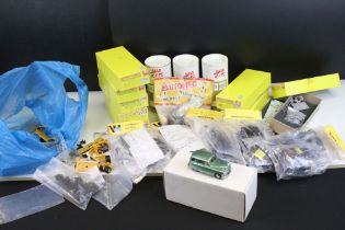 16 Boxed and bagged haulage diecast and plastic model kits to include Automec Highway Models, 5 x VH