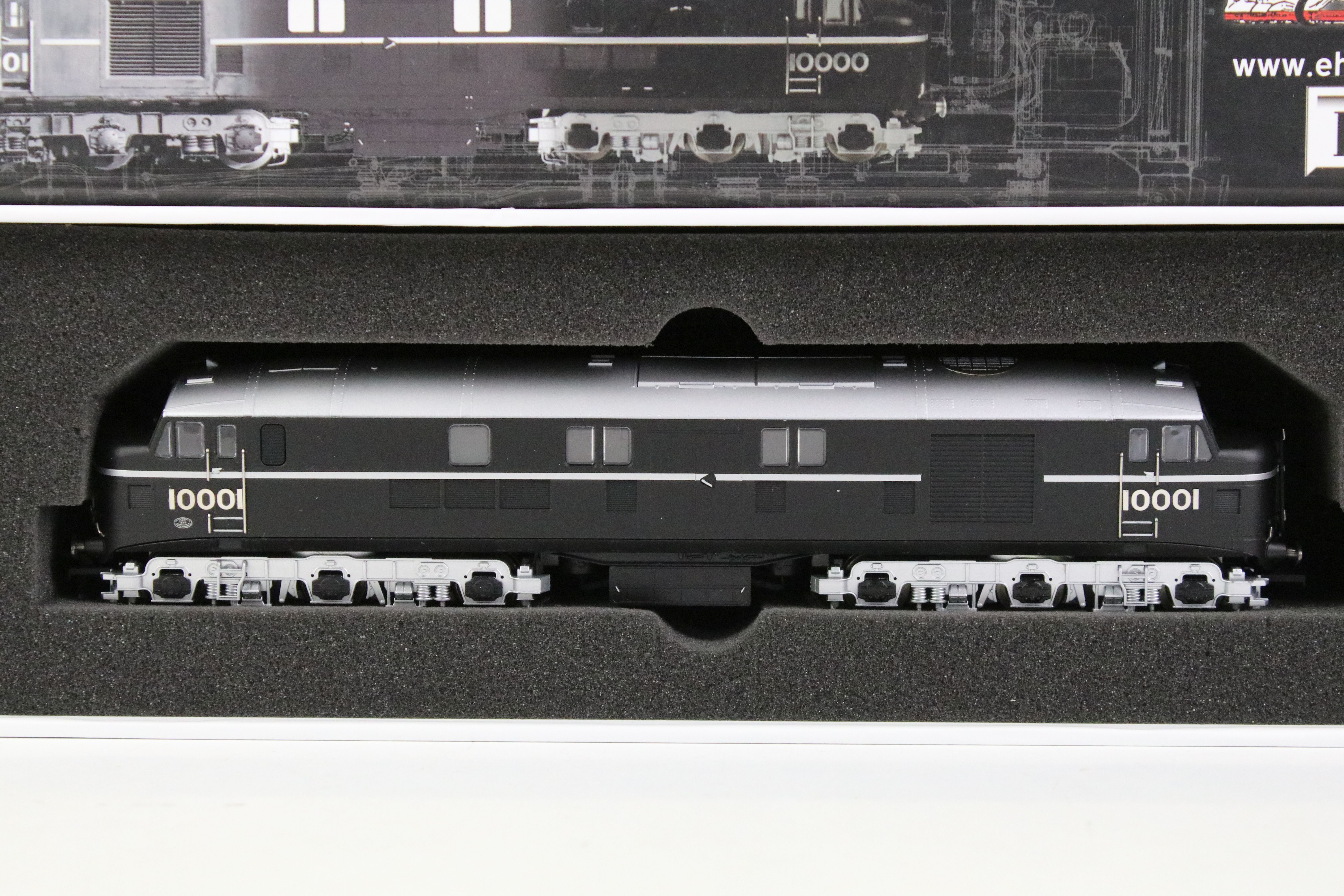 Boxed Dapol OO gauge 10001FP BR plain black locomotive July 1948-April 1951 - Image 2 of 4