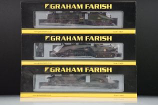 Three cased Graham Farish by Bachmann N gauge locomotives to include 372-137 Black 5 45110 BR