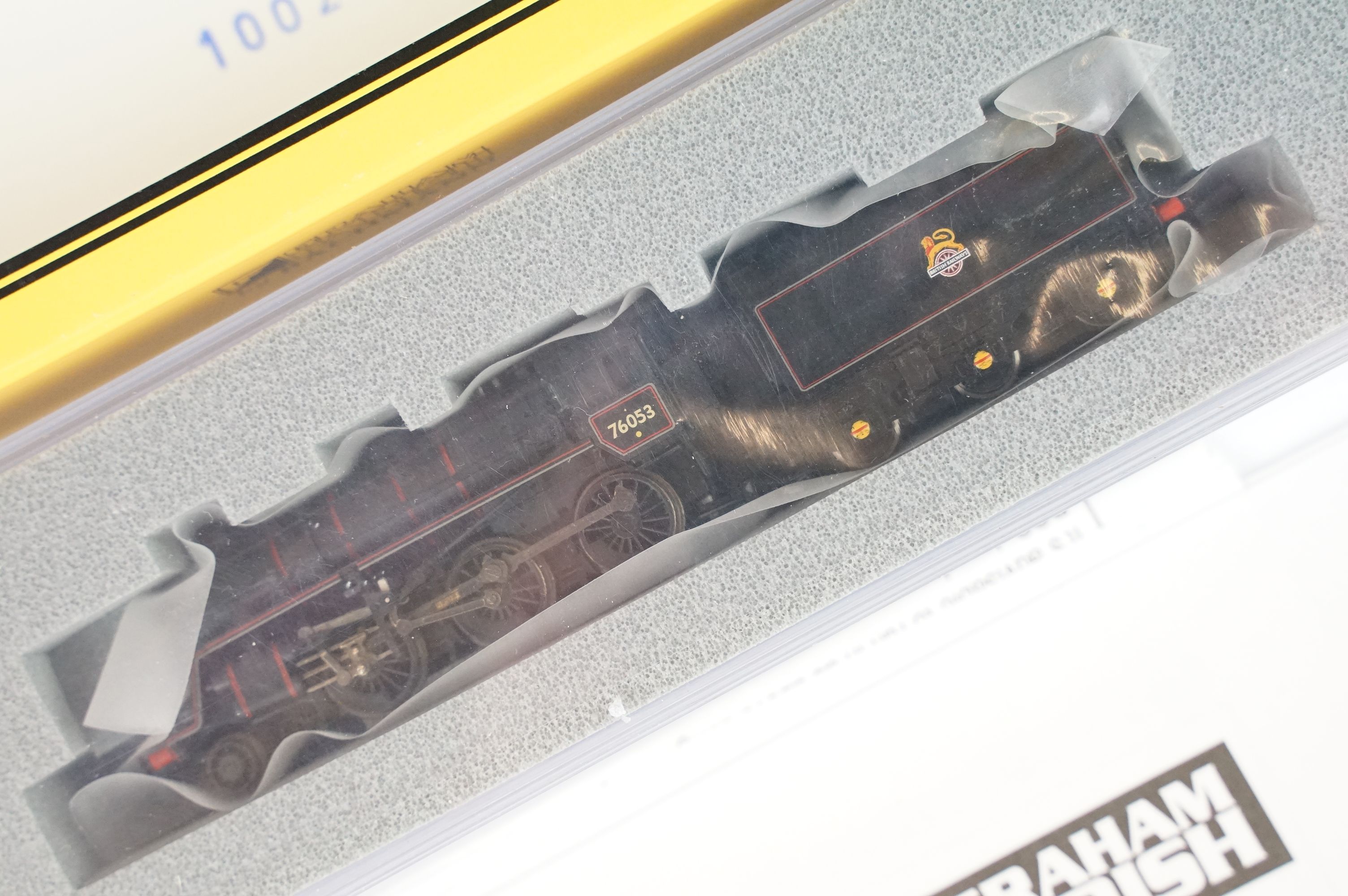 Three cased Graham Farish by Bachmann N gauge locomotives to include 372-137 Black 5 45110 BR - Bild 5 aus 8