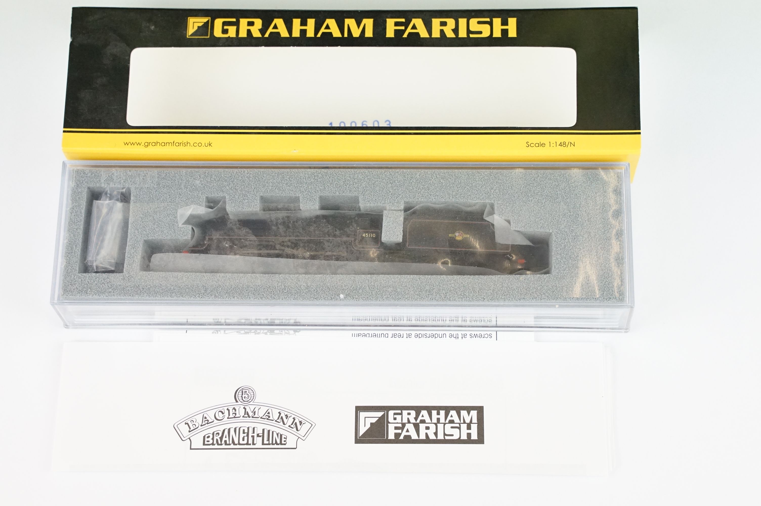 Three cased Graham Farish by Bachmann N gauge locomotives to include 372-137 Black 5 45110 BR - Bild 6 aus 8