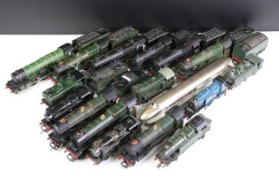 17 OO gauge locomotives to include 2 x Hornby Dublo Bristol Castle, Graham Farish 4-6-0 with