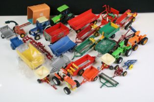 28 farming related diecast models featuring mainly Britains examples to include Horse Box, Massey