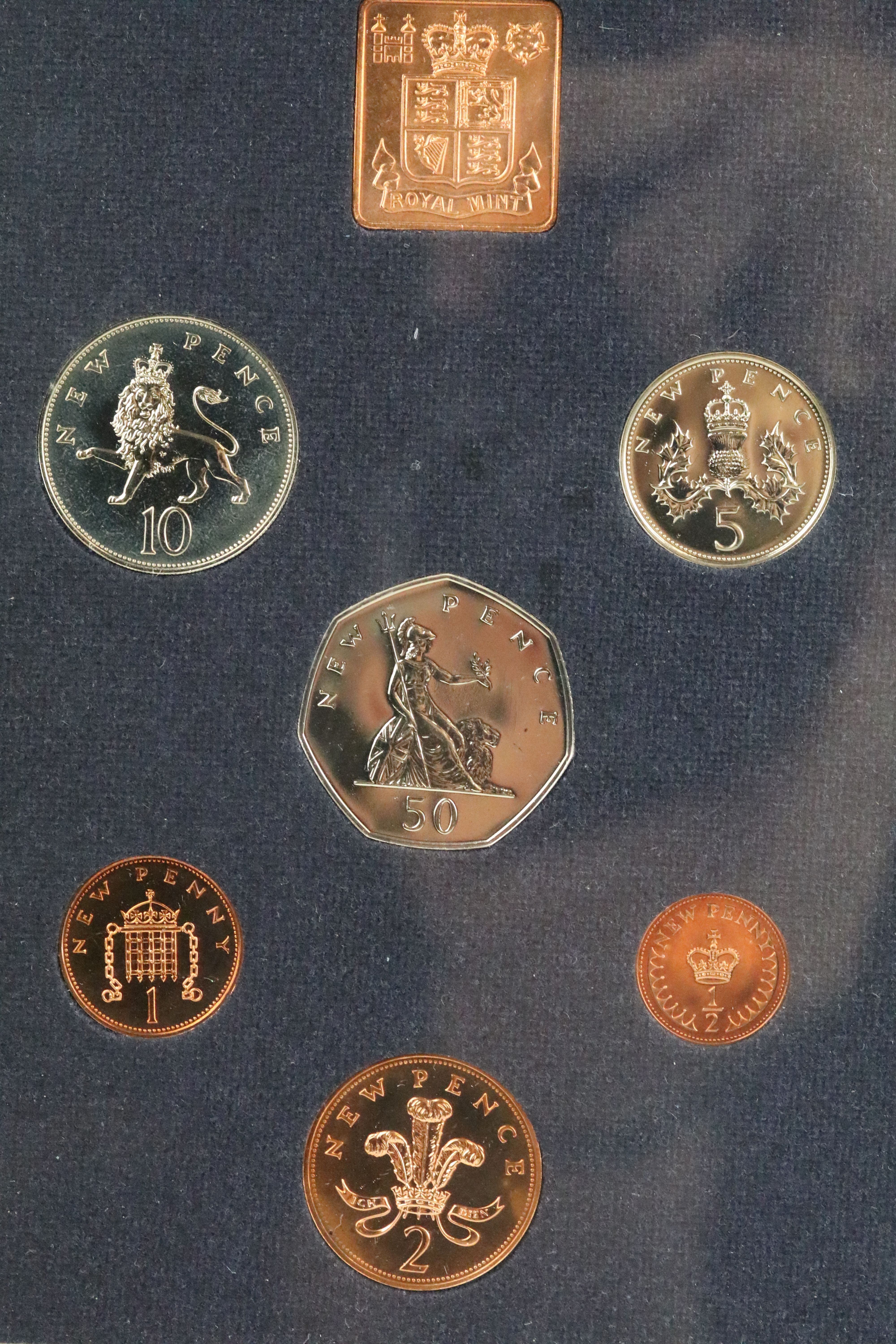 A collection of Twelve Royal Mint brilliant uncirculated coin year sets to include 1977, 1979, 1982, - Image 11 of 13