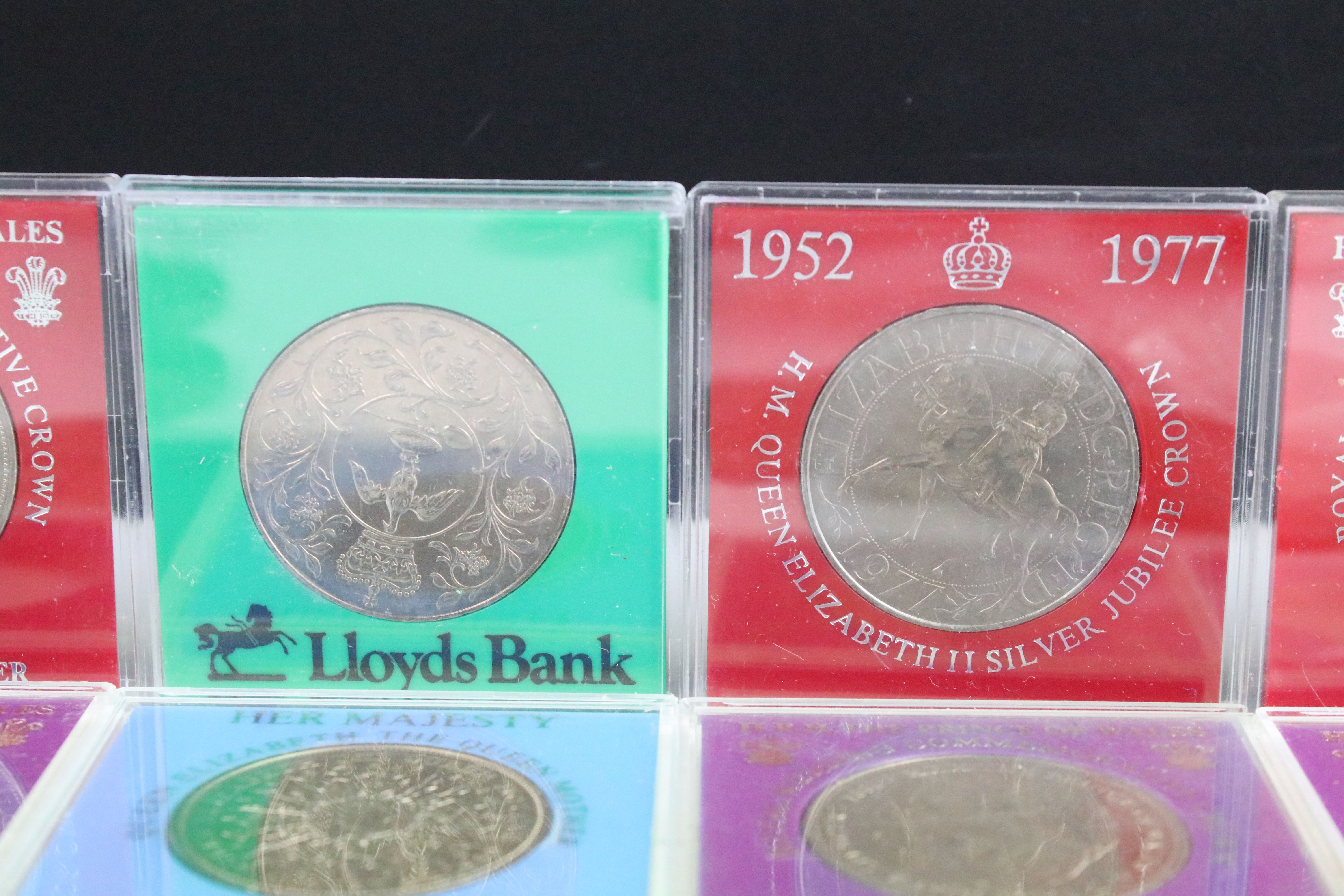 A small collection of British uncirculated commemorative crowns together with a selection of pre - Bild 11 aus 12