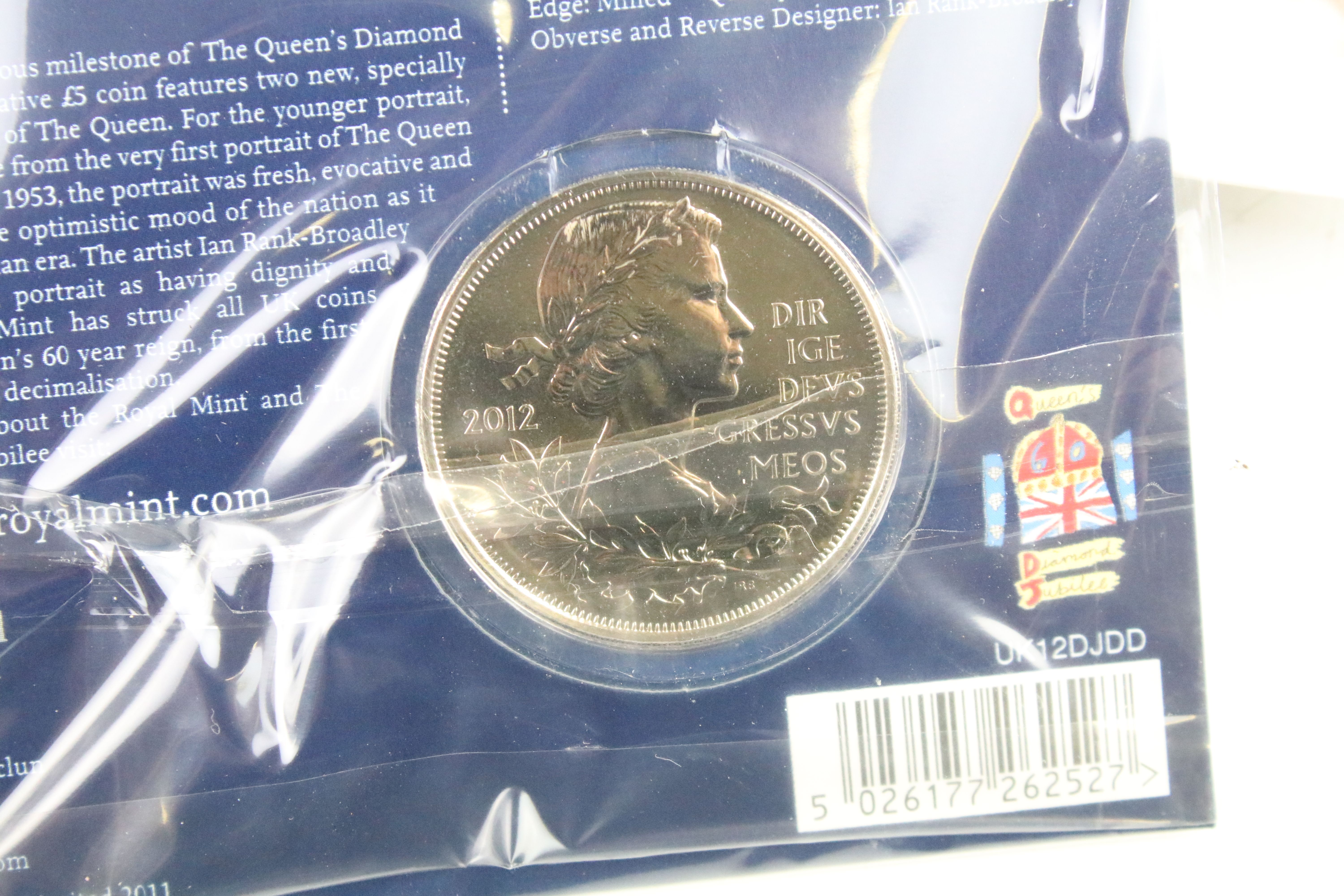 A group of mixed collectors coins to include Royal Mint uncirculated coin packs and proof like - Image 7 of 12