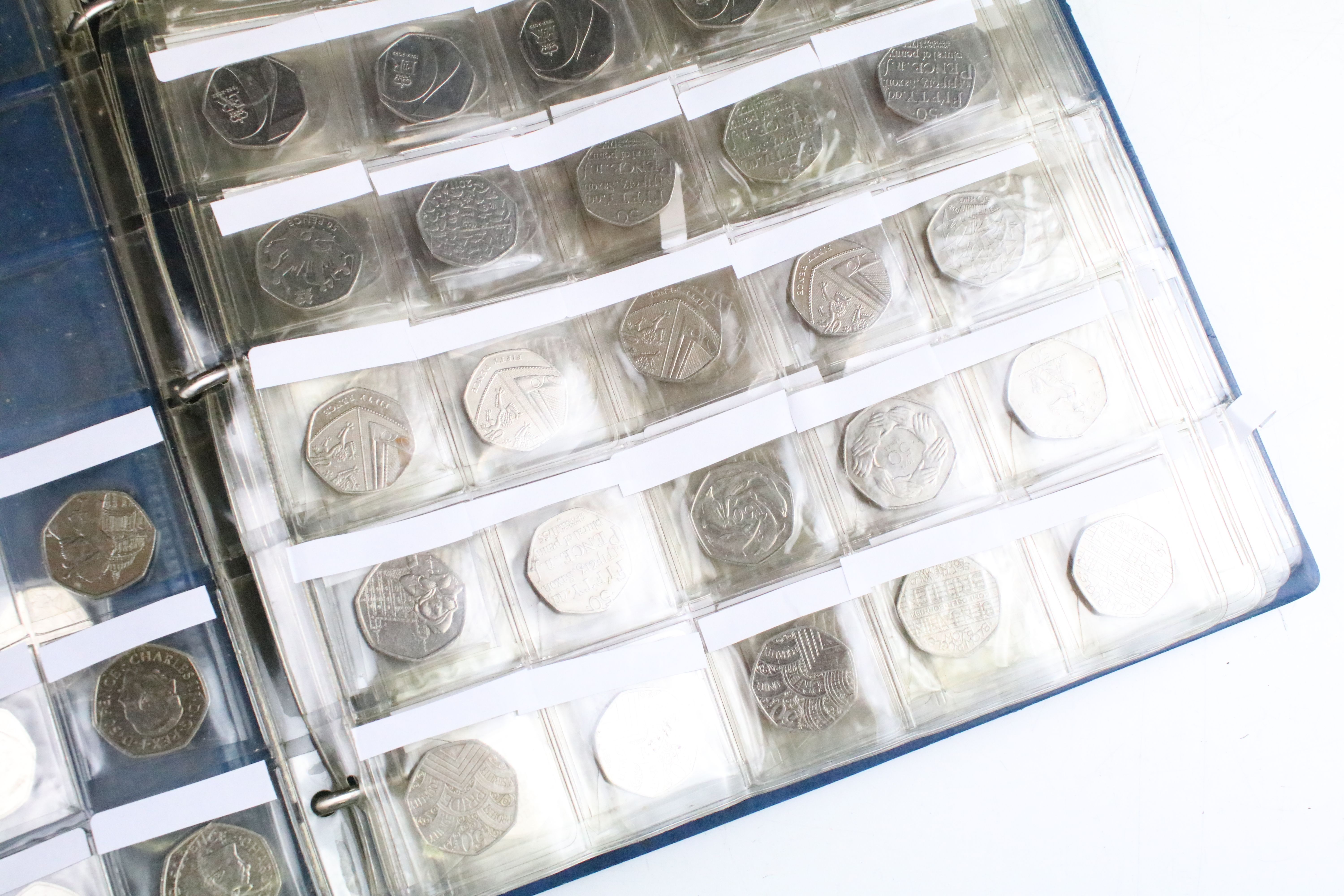 A large collection of British commemorative collectable 50p coins to include Beatrix Potter, - Bild 3 aus 7