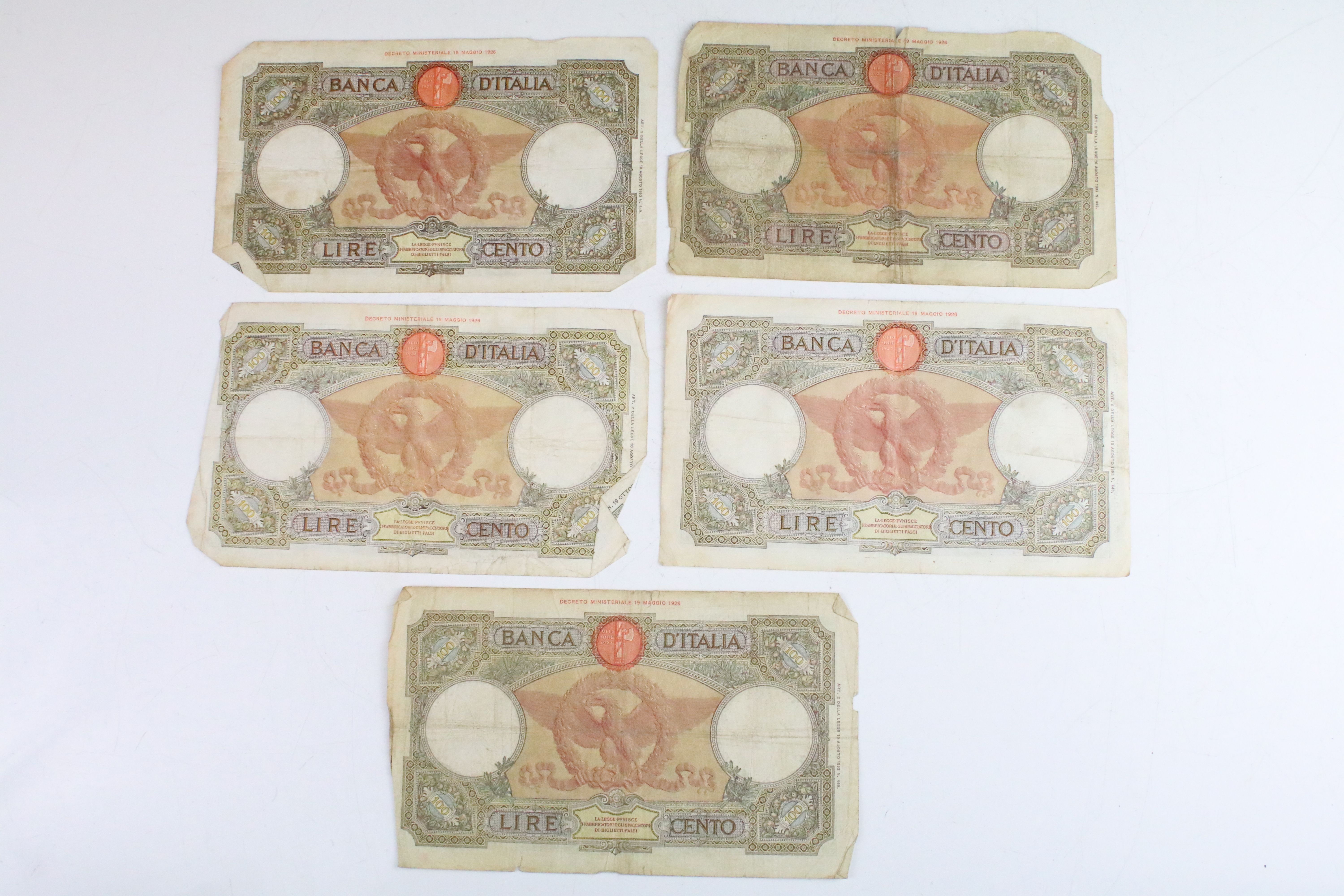 A collection of early to mid 20th century European banknotes to include French and Italian examples. - Image 10 of 10