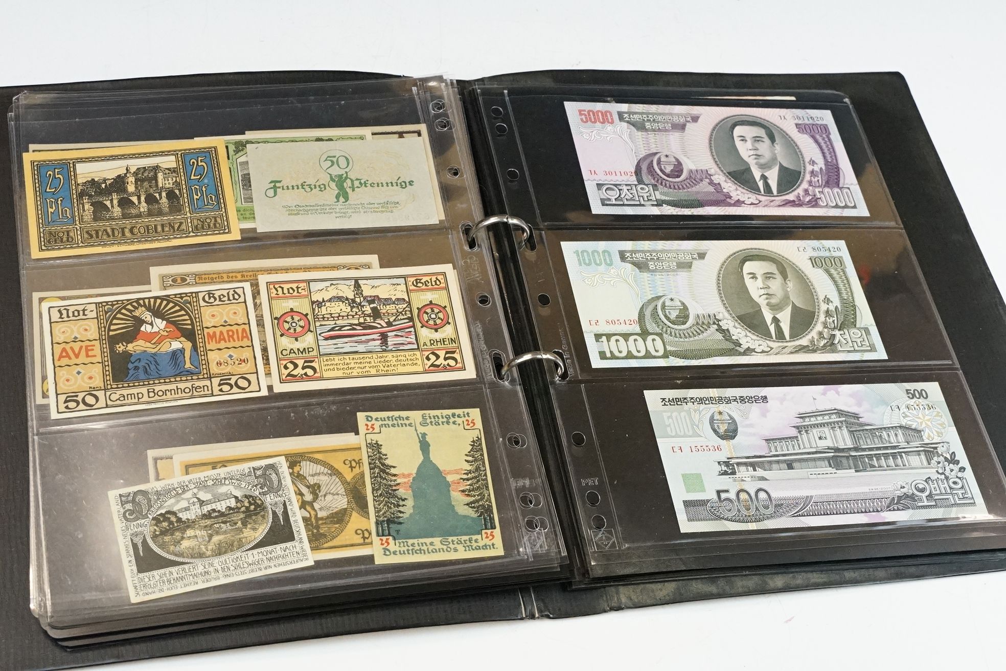 A large collection of British and World banknotes contained within three folders to include - Bild 11 aus 30