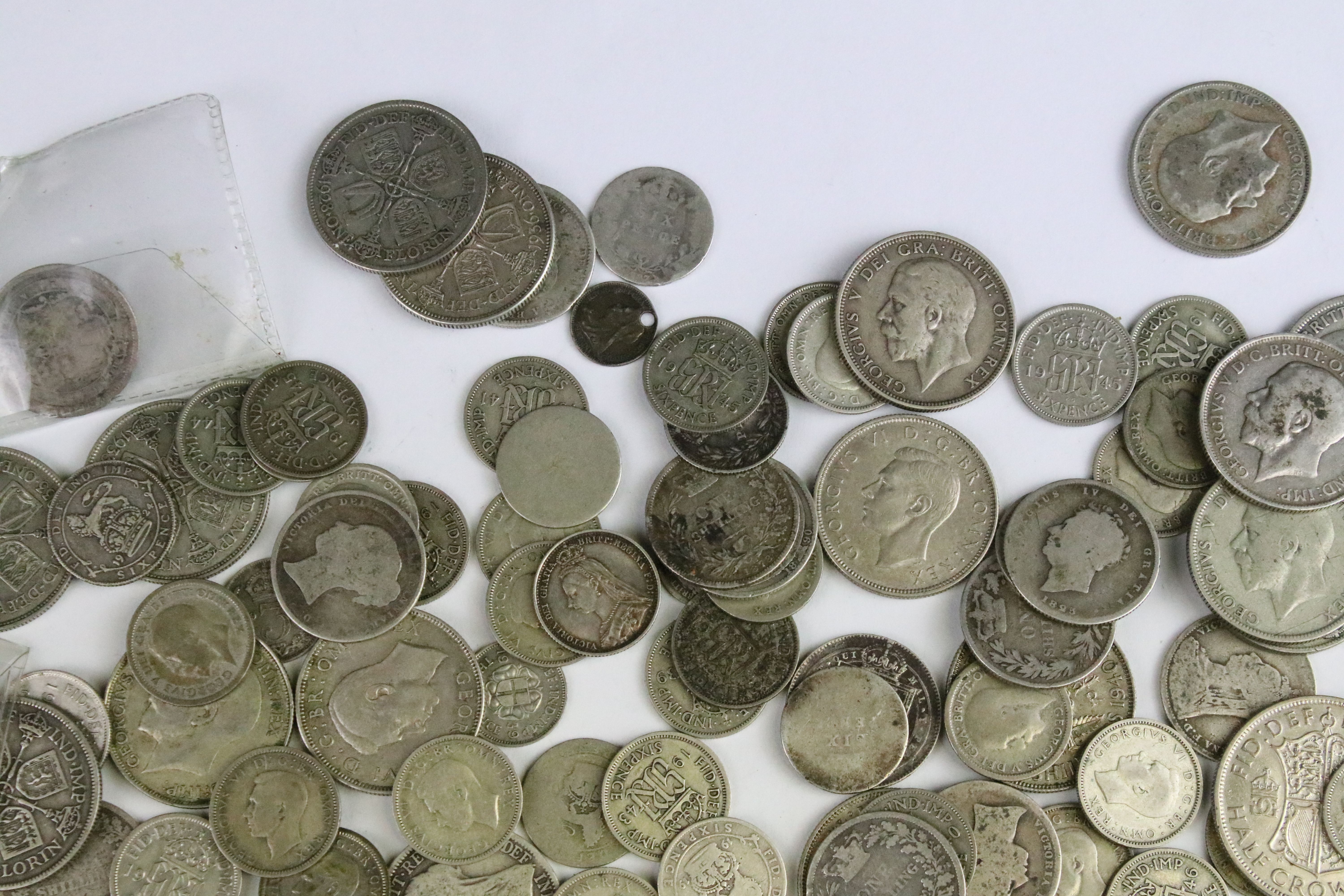 A collection of British pre decimal pre 1947 and pre 1920 silver coins to include a good selection - Image 6 of 8