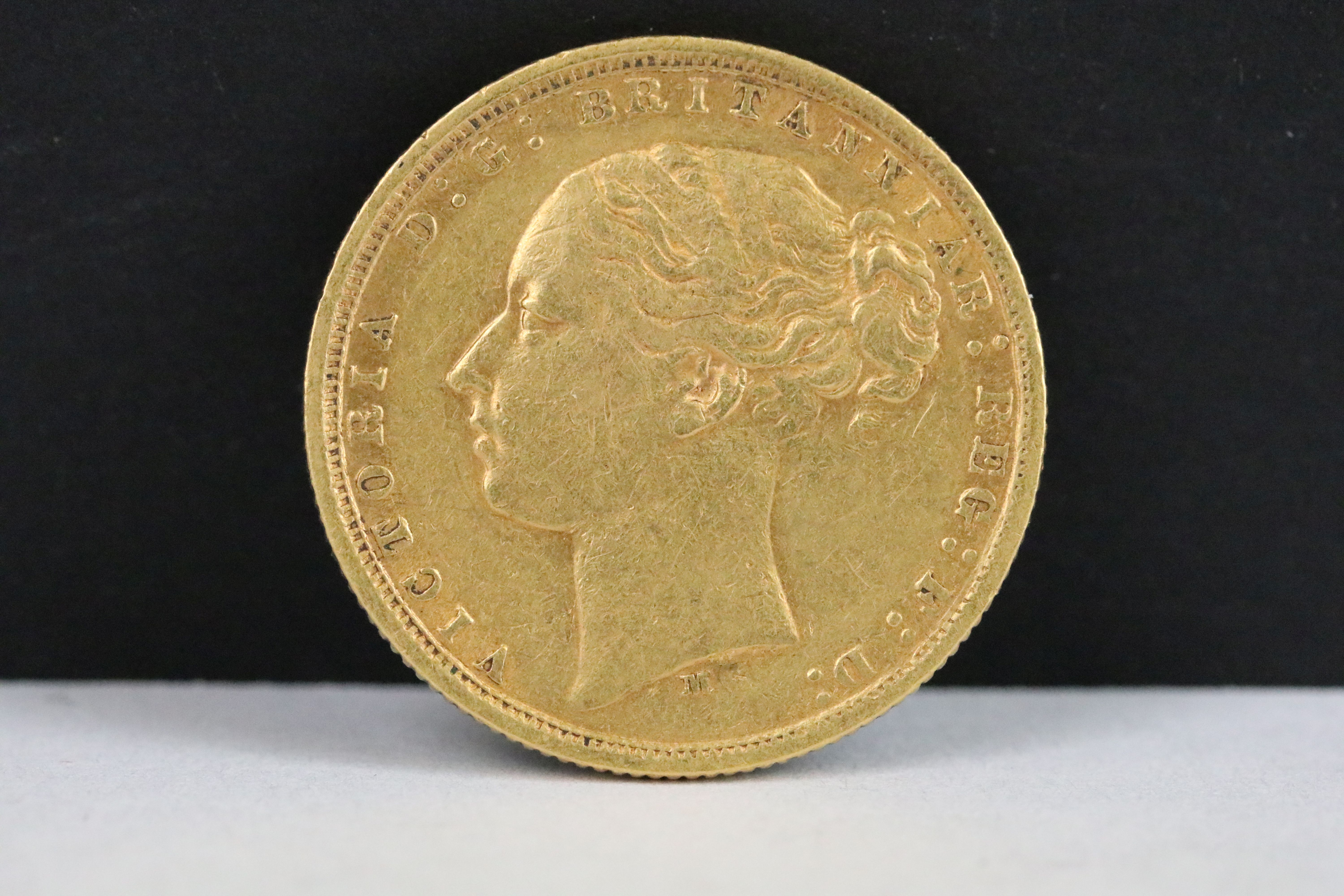 A British Queen Victoria 1875 gold full sovereign coin. - Bild 2 aus 3