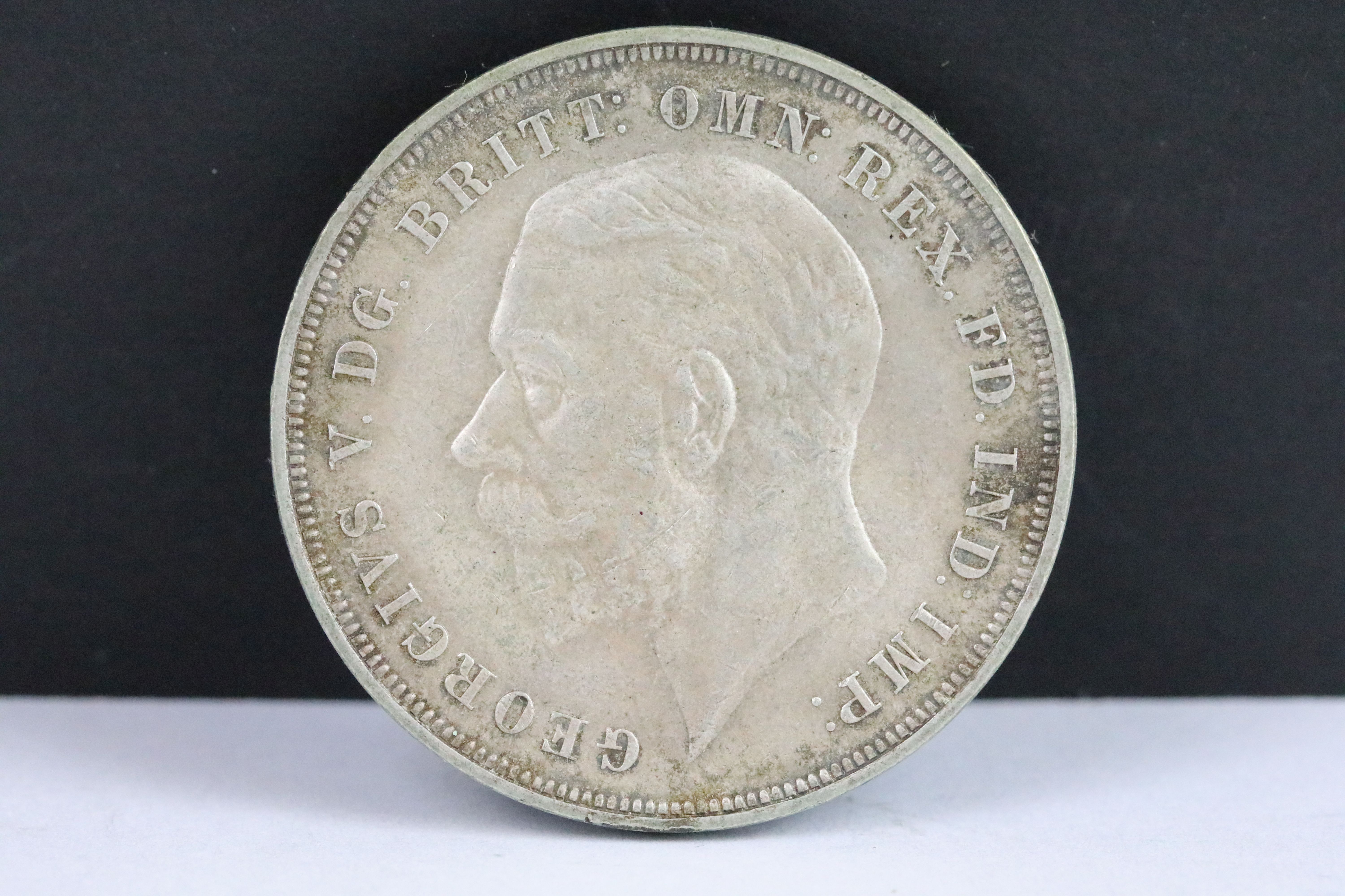 A British King George V 1928 silver Wreath Crown coin. - Bild 8 aus 10