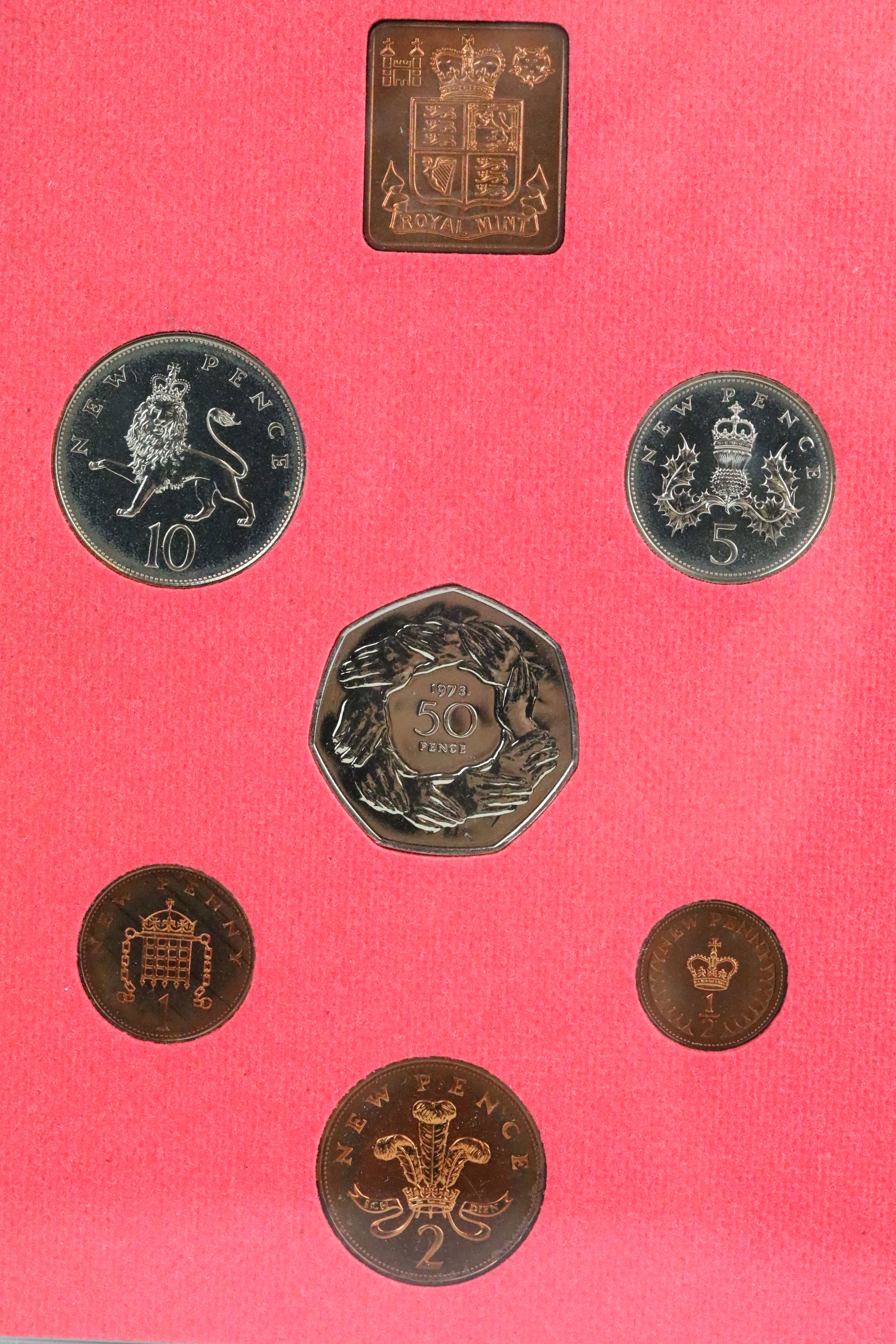 A collection of Twelve Royal Mint brilliant uncirculated coin year sets to include 1977, 1979, 1982, - Image 6 of 13