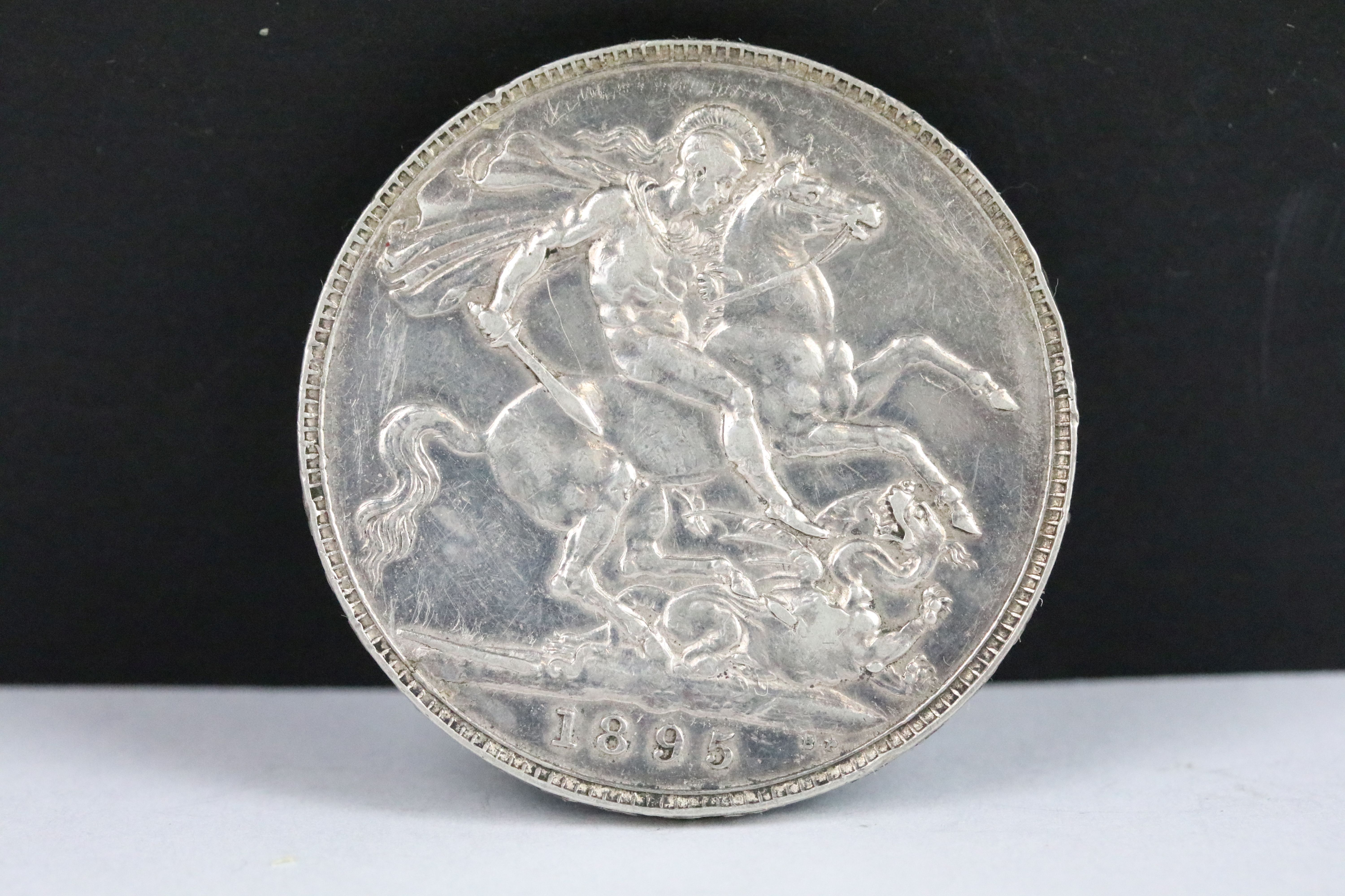 A collection of three British Queen Victoria silver Crown coins to include 1889, 1895 and 1845 - Image 6 of 7