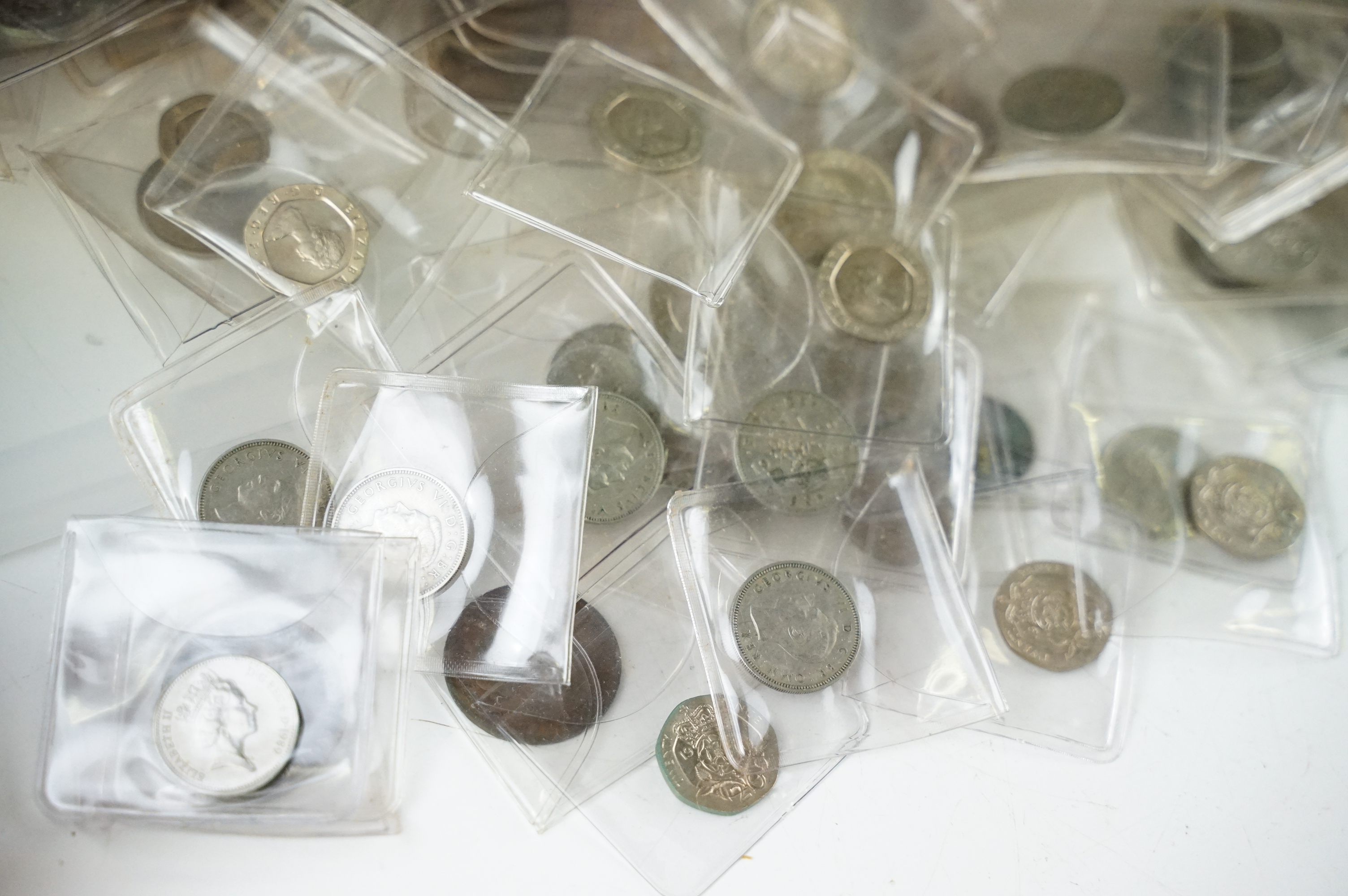 A large collection of mainly British pre decimal coins to include half crowns, florins, - Bild 4 aus 13