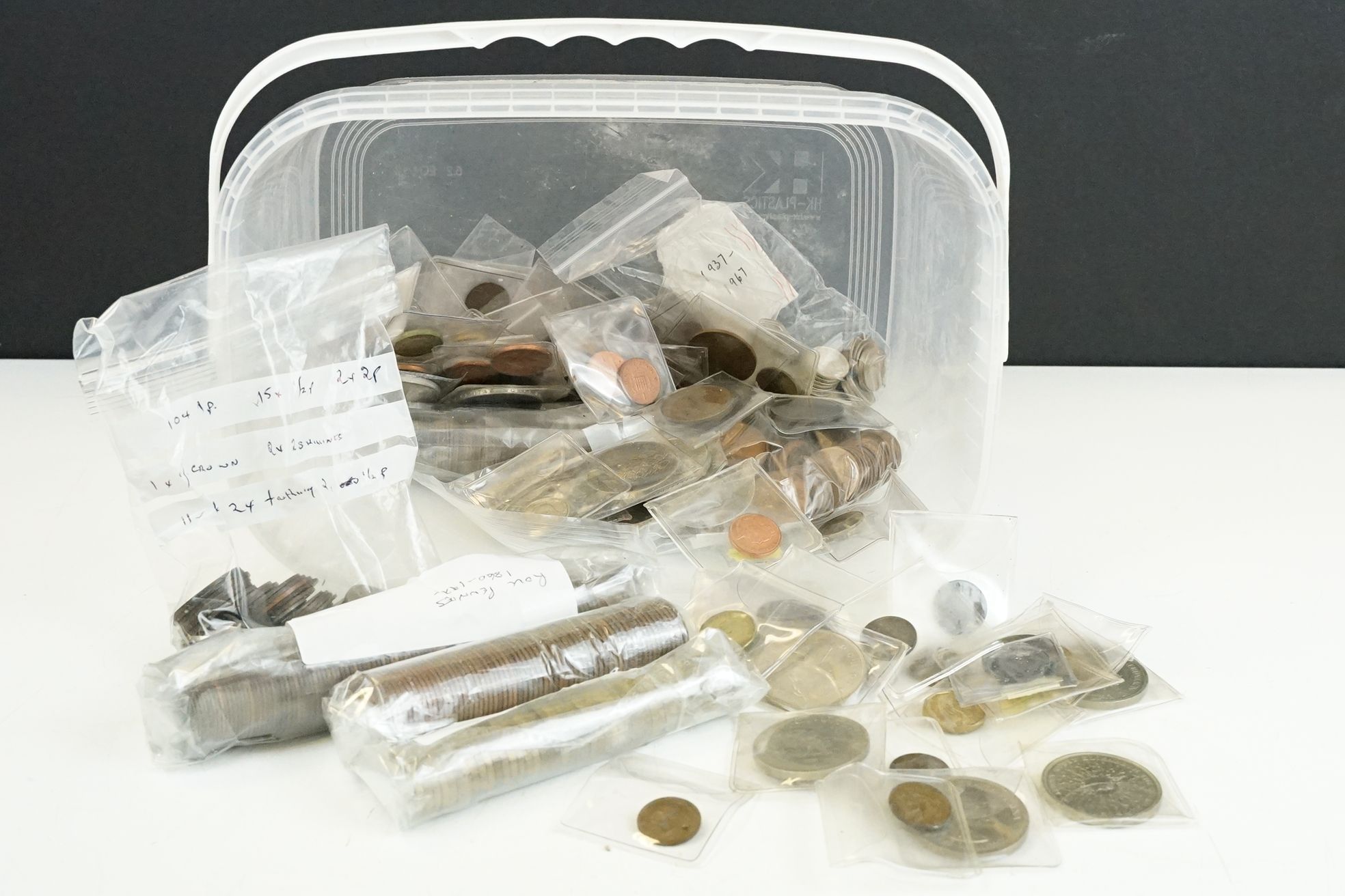 A collection of British pre decimal coins to include pennies, half pennies, threepence, sixpence