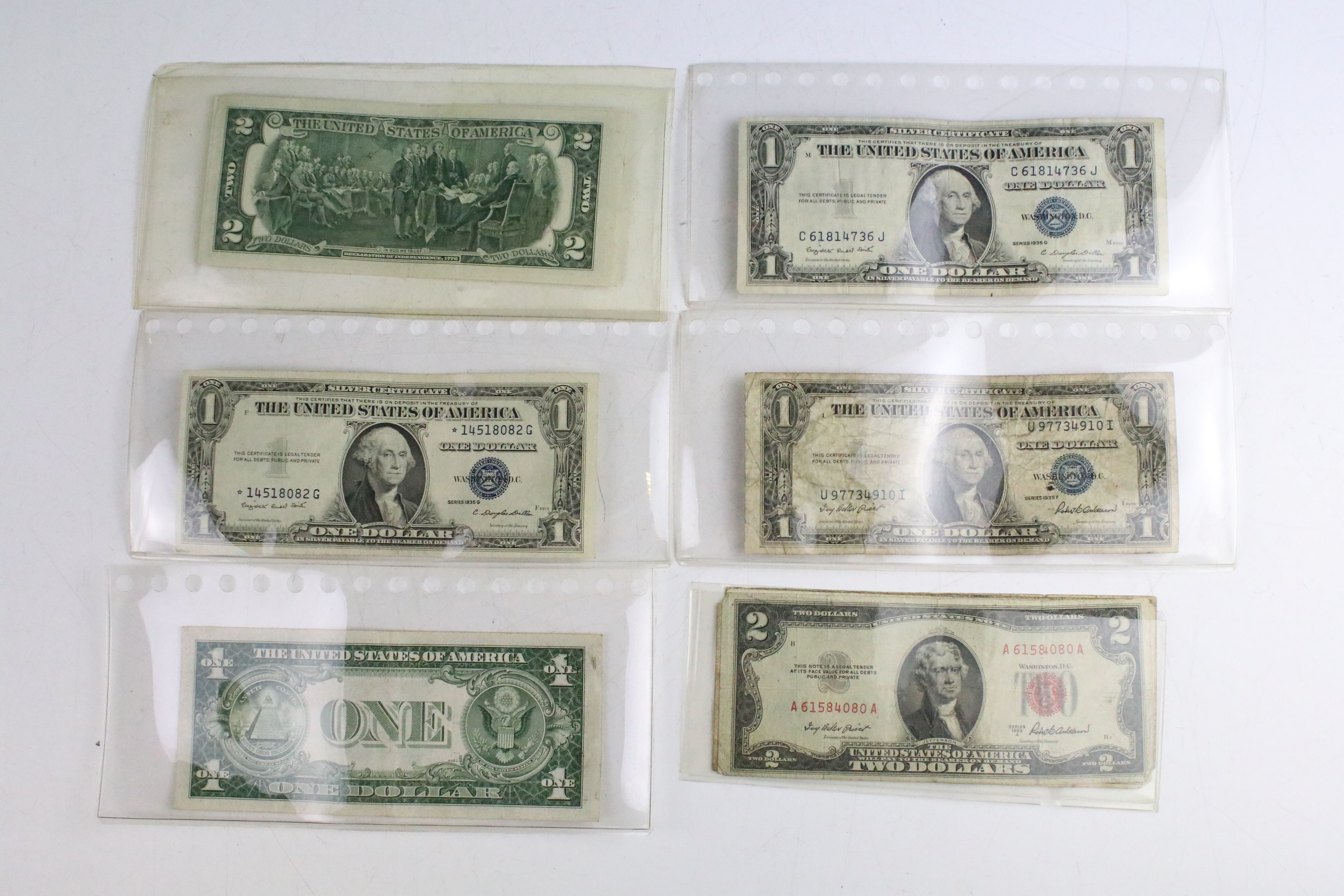 A small collection of United States of America coins to include uncirculated examples together - Image 15 of 16