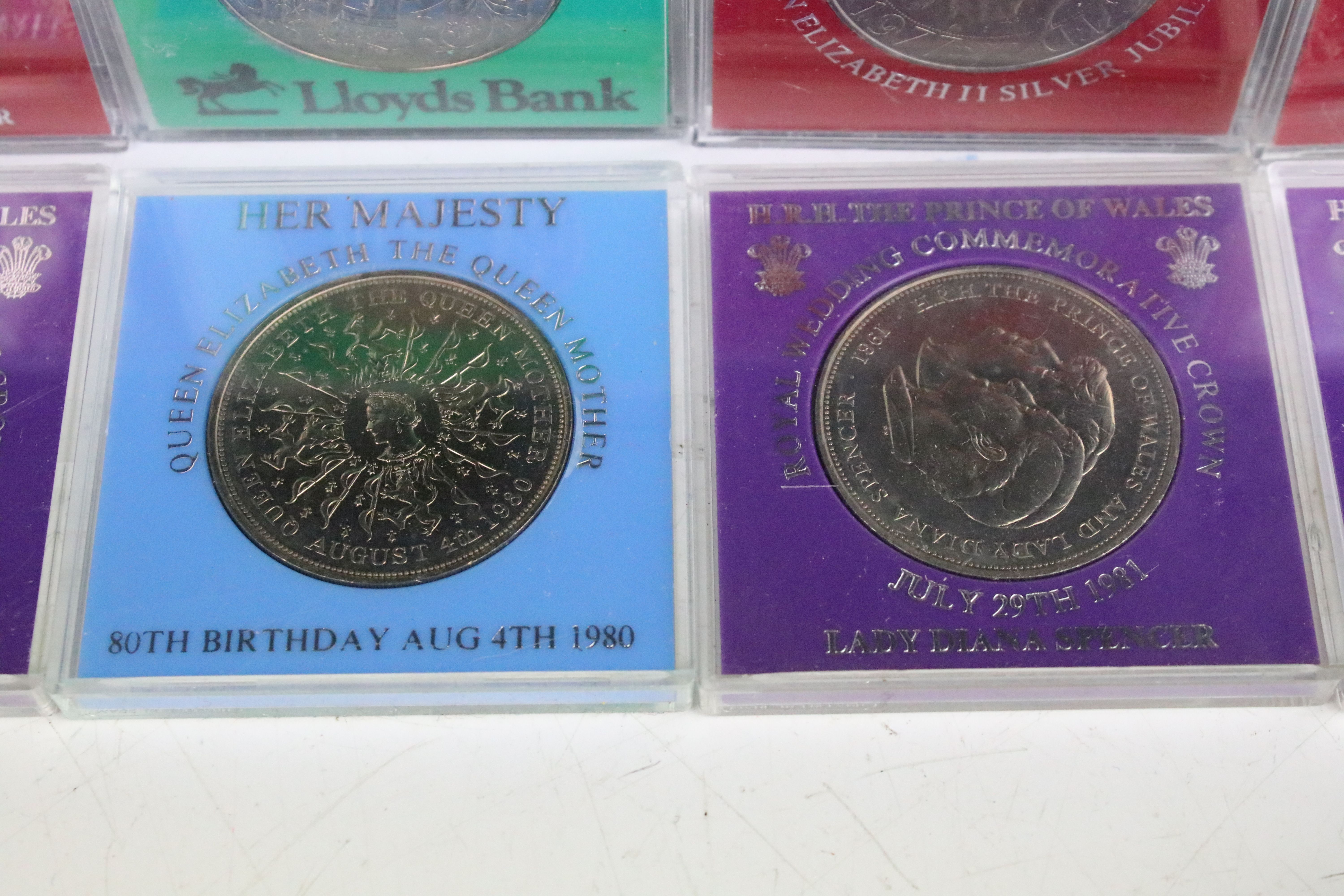 A small collection of British uncirculated commemorative crowns together with a selection of pre - Bild 8 aus 12