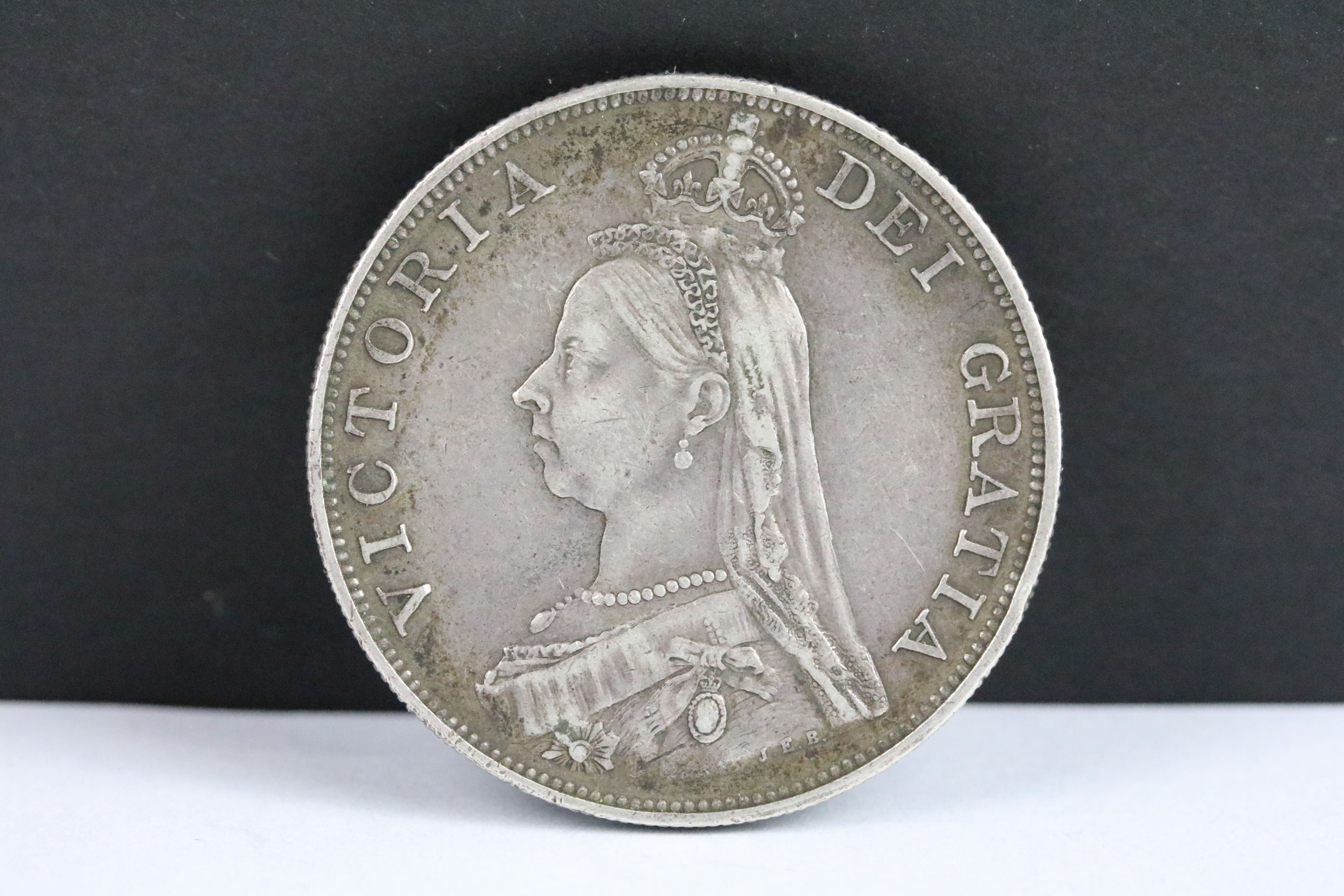 Two British Queen Victoria pre decimal silver double florin coins to include 1887 and 1889 examples. - Image 5 of 5