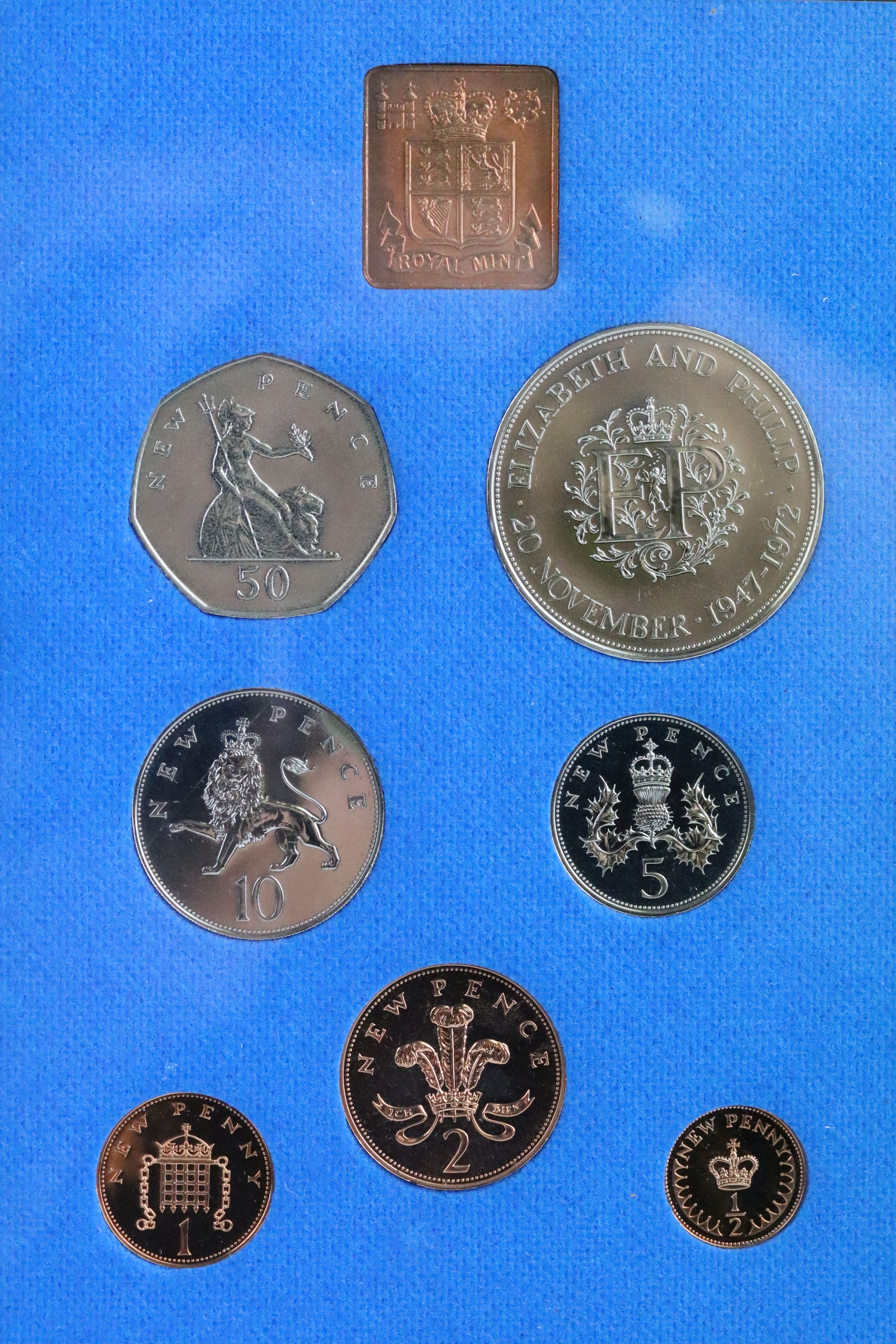 A collection of Twelve Royal Mint brilliant uncirculated coin year sets to include 1977, 1979, 1982, - Image 2 of 13