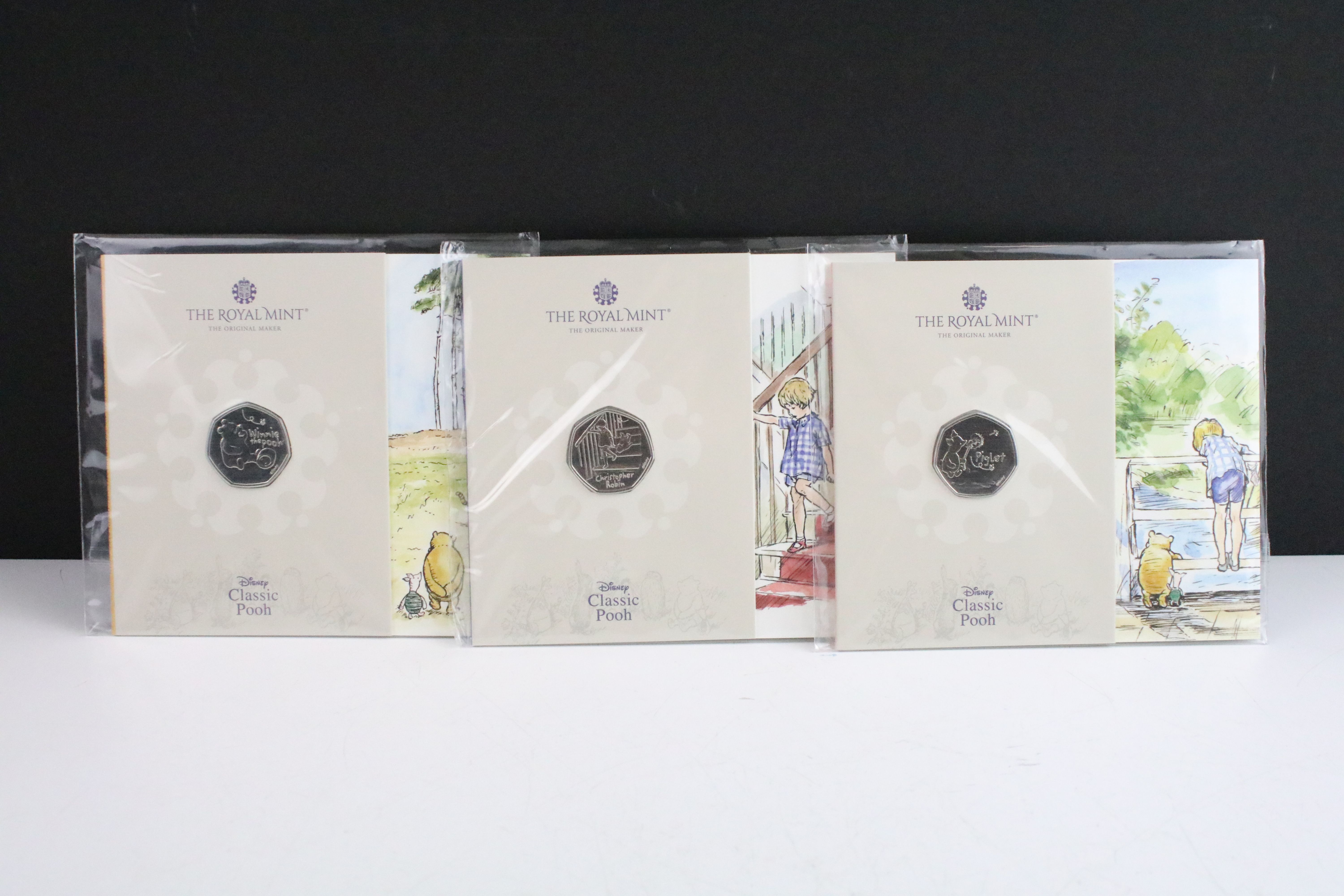 A collection of fifteen Royal Mint Beatrix Potter 50p coin collectors packs together with five - Bild 8 aus 8