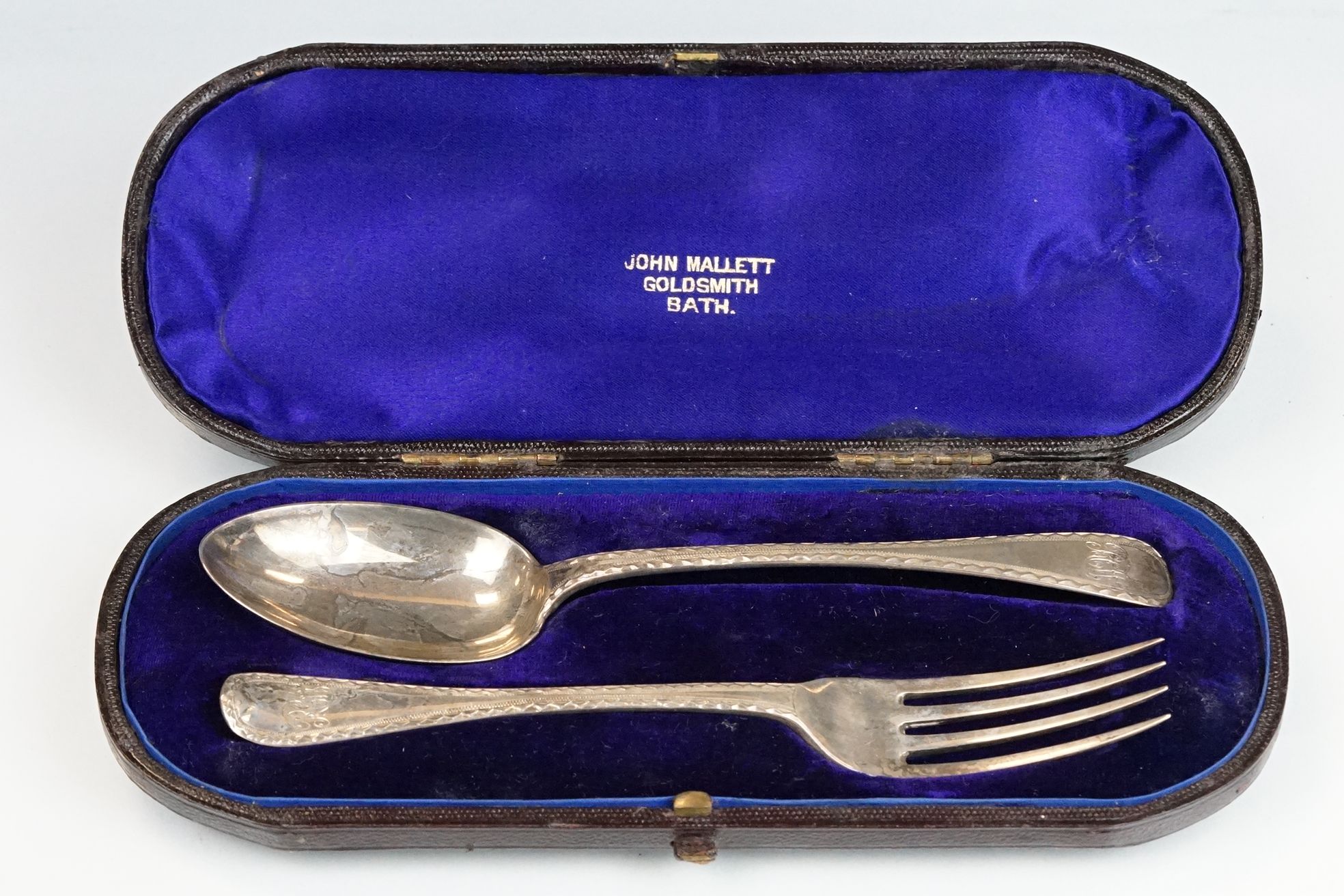 Collection of silver to include a Victorian Francis Higgins II silver spoon and fork presentation - Image 2 of 11