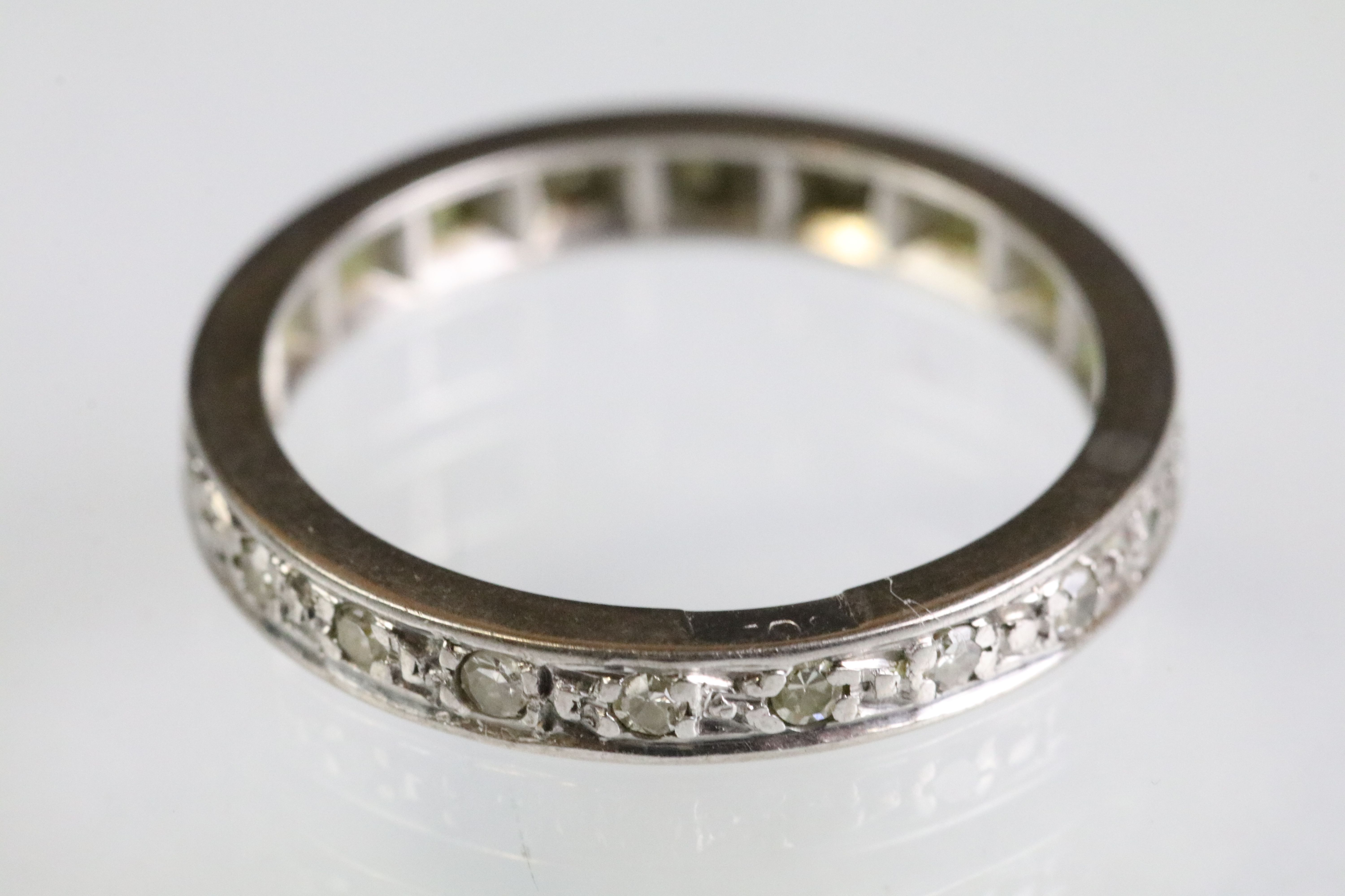 Diamond eternity ring being set throughout with round single cut diamonds. White metal unmarked, - Image 2 of 3