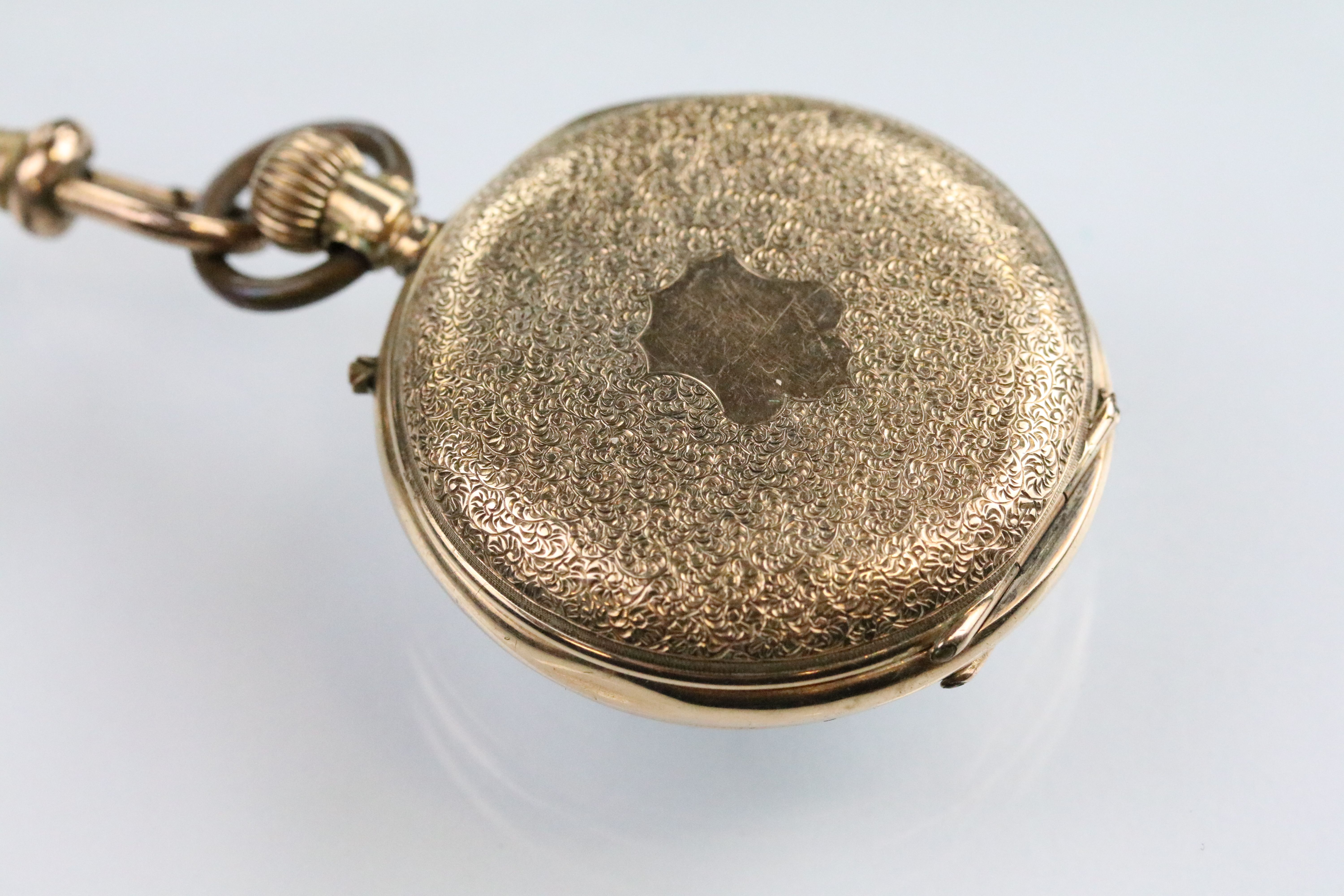 Early 20th Century 14ct gold fob pocket watch having a white enamelled face with roman numerals to - Bild 5 aus 9