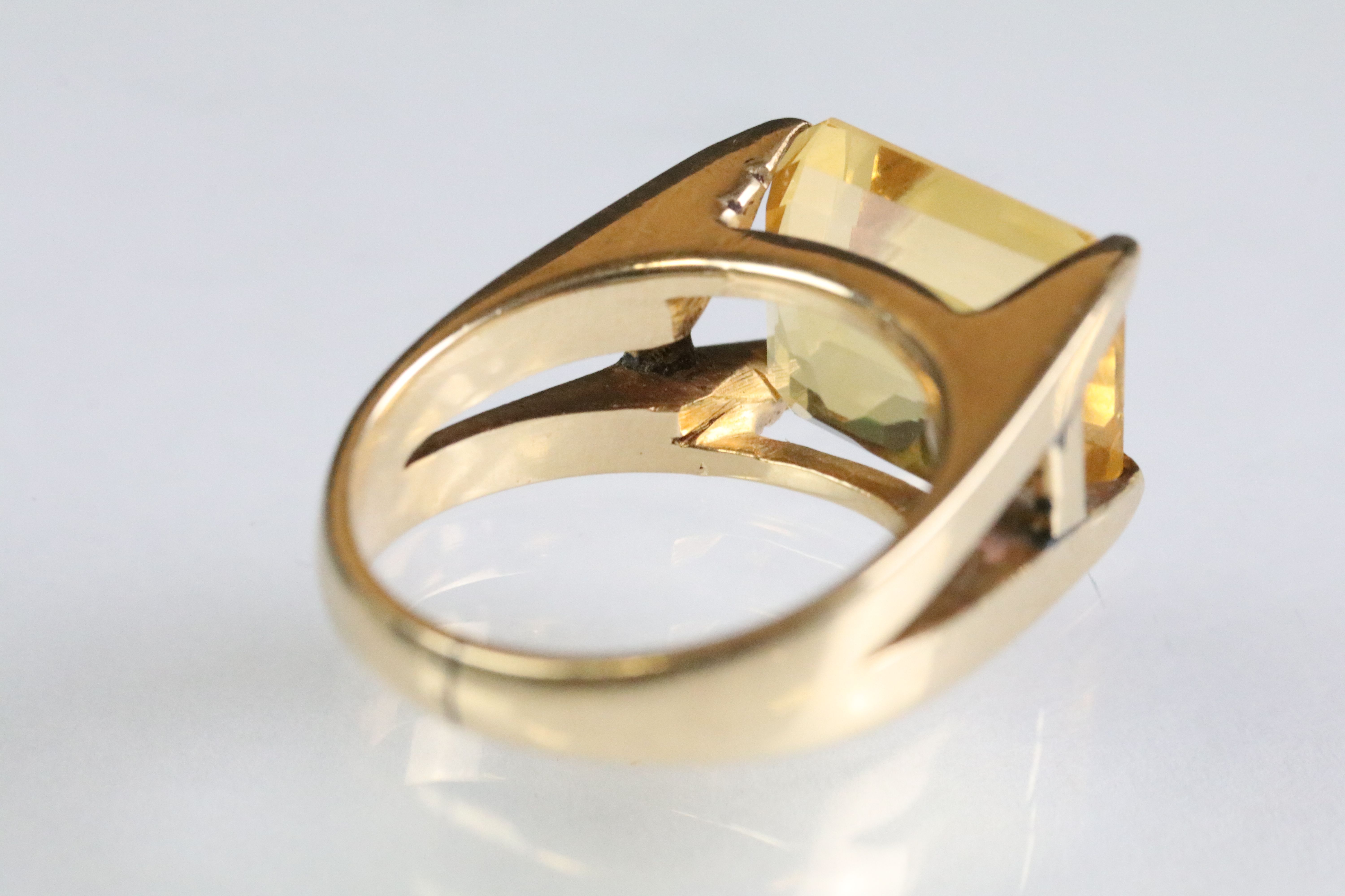 Vintage citrine solitaire ring being set with a step cut citrine in an open four claw setting. - Image 4 of 4