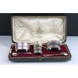 Early 20th Century William Hutton & Sons silver hallmarked cruet set consisting of table salt,