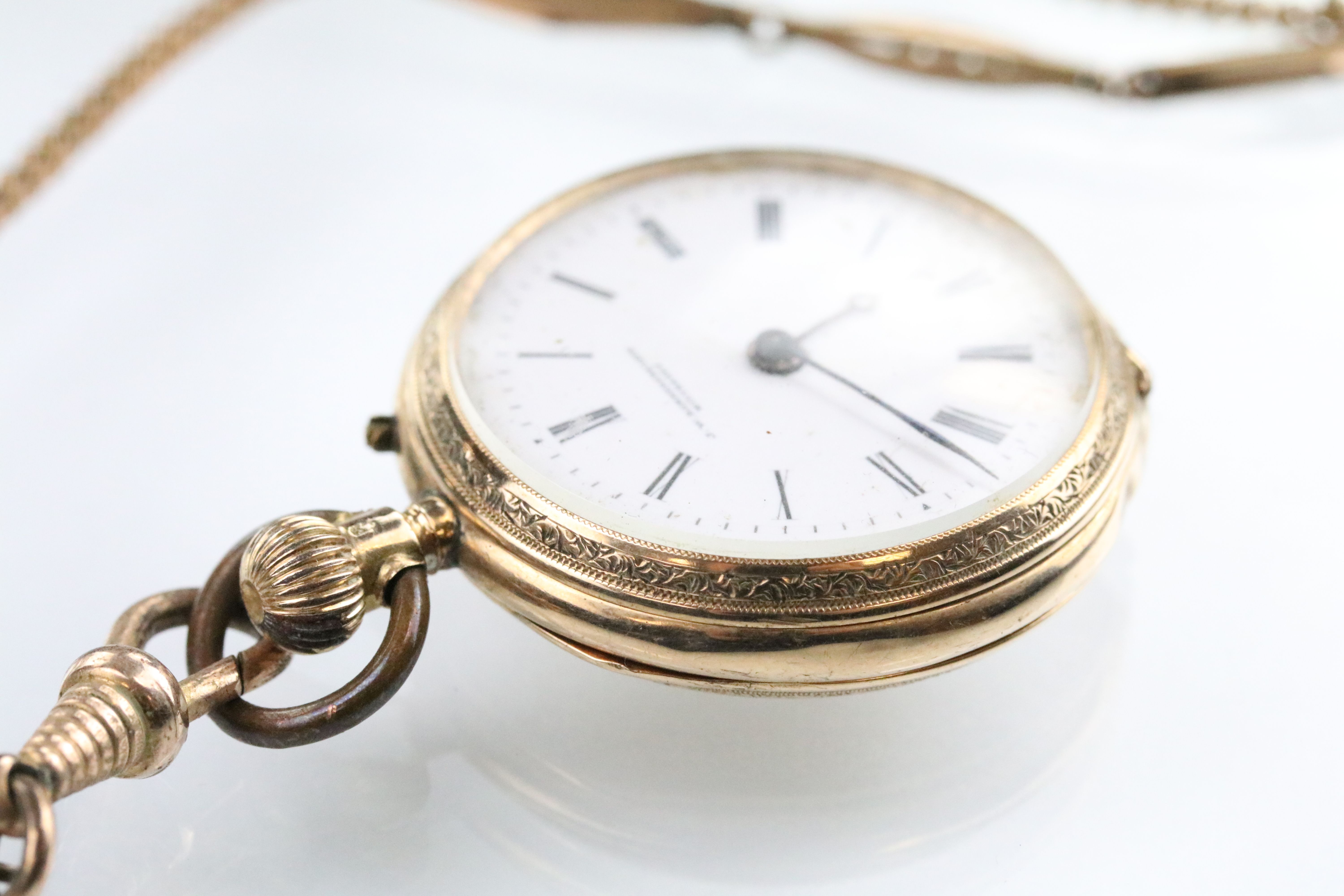 Early 20th Century 14ct gold fob pocket watch having a white enamelled face with roman numerals to - Bild 4 aus 9