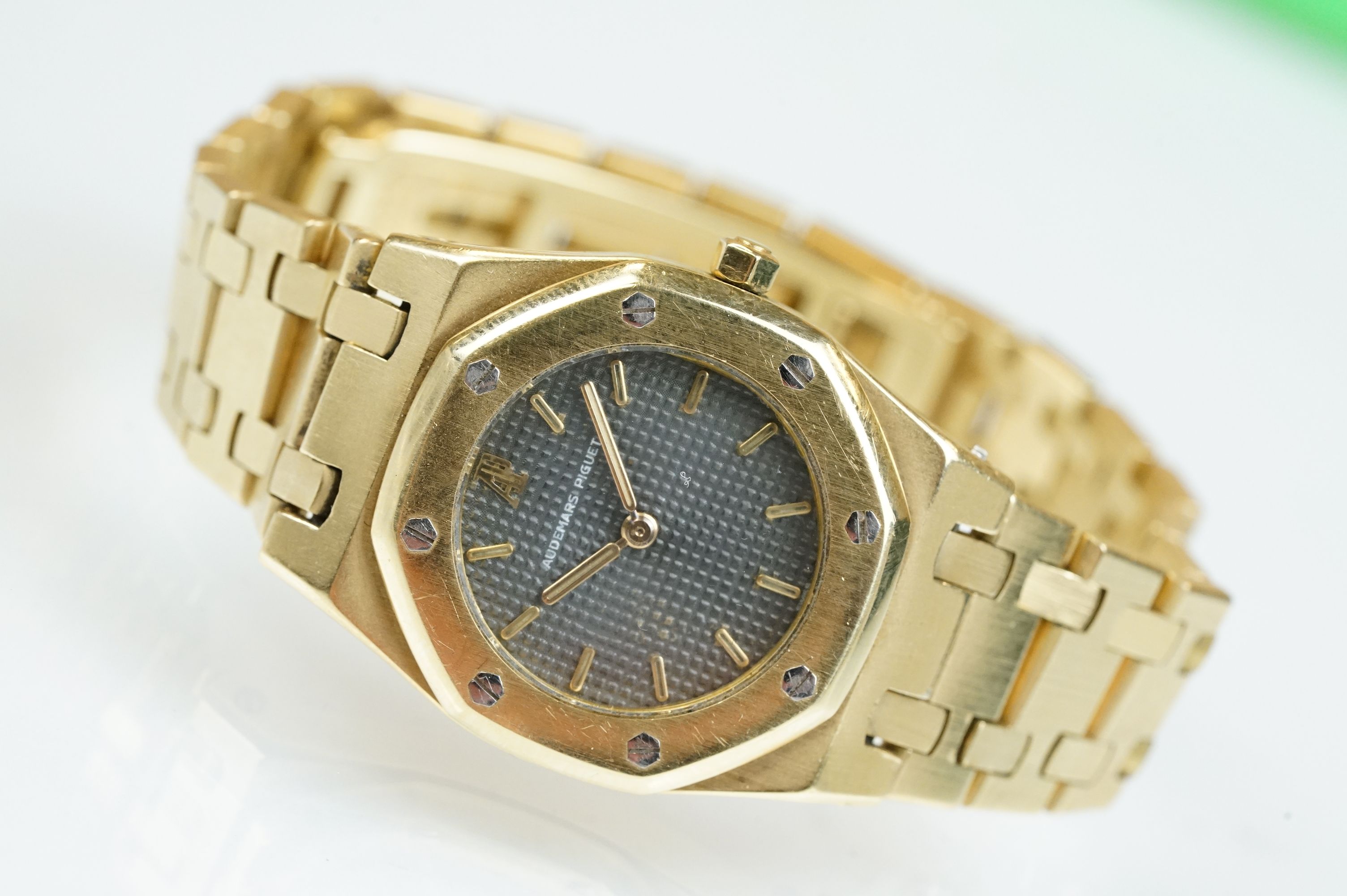 Audemars Piguet 18K gold quartz bracelet watch, fully hallmarked 18ct gold bracelet - Image 3 of 17