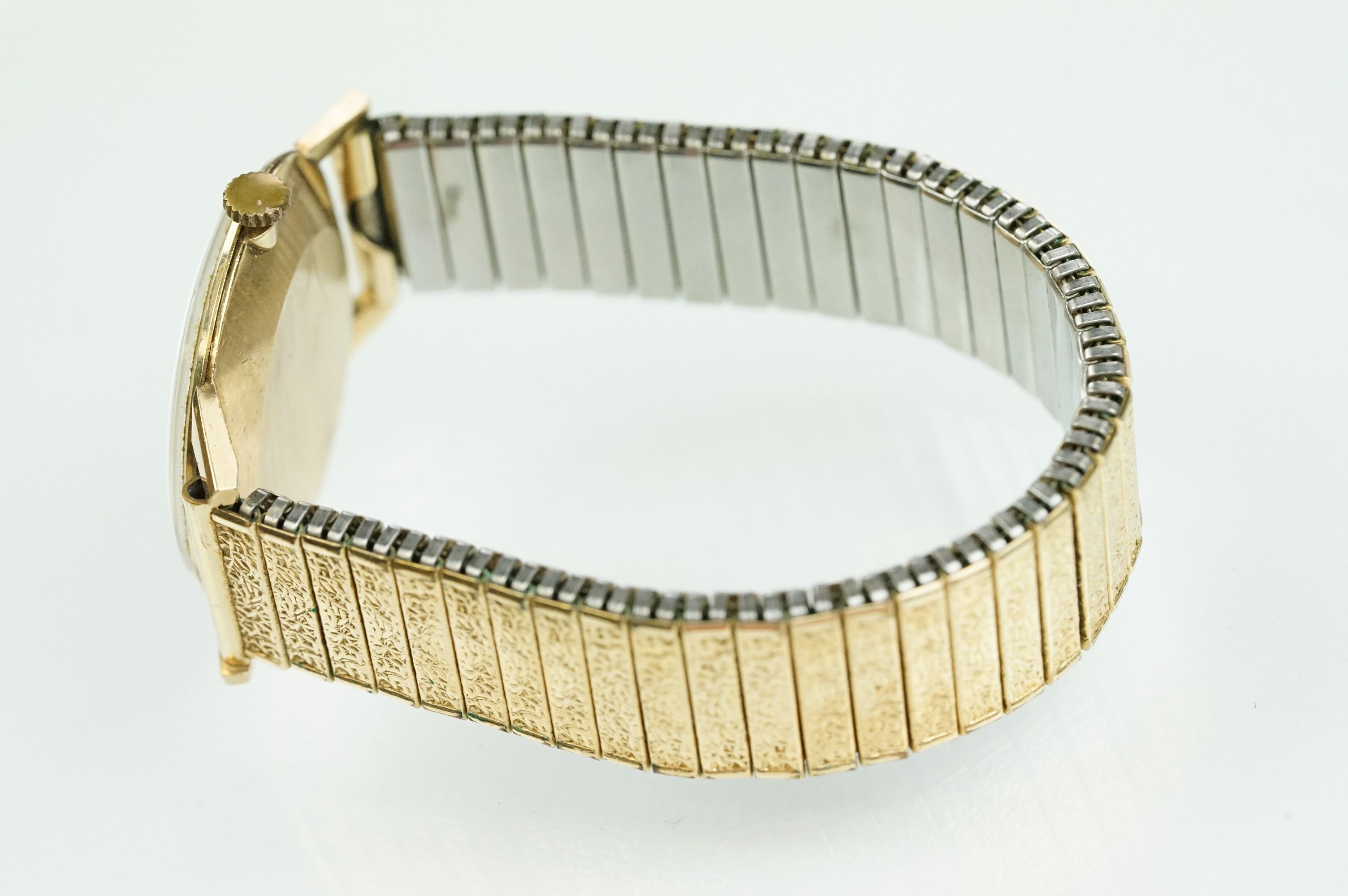 9ct gold vintage Walker wrist watch (hallmarked London 1966) on a stainless steel bracelet strap - Image 8 of 19