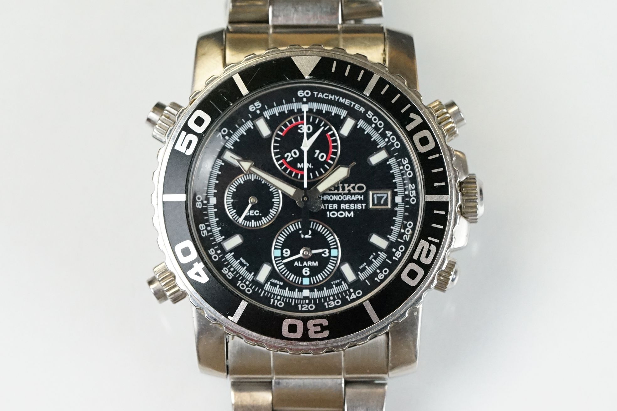A gents Seiko Chronograph 100m water resistant wristwatch, three central sub dials, date function to