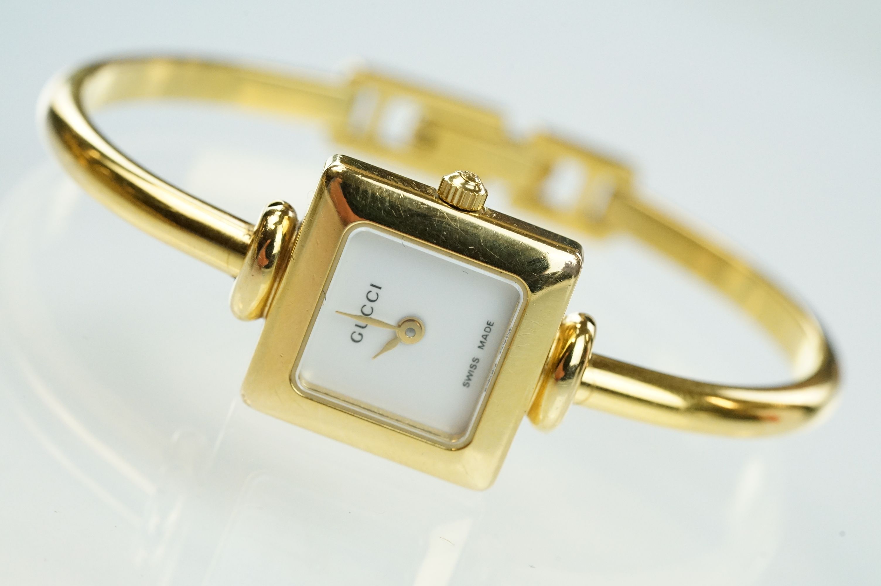 9ct gold vintage Walker wrist watch (hallmarked London 1966) on a stainless steel bracelet strap - Image 2 of 19