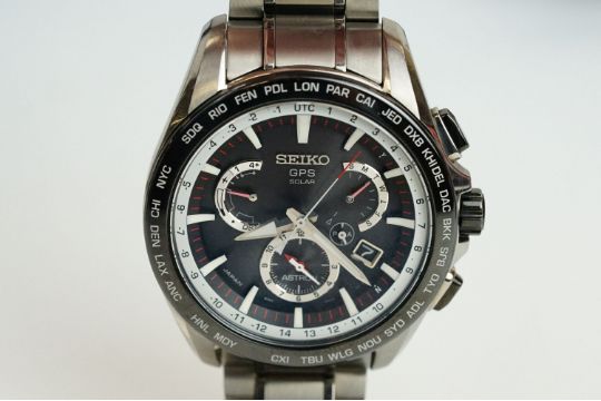 A SEIKO ASTRON 8X53-0AD0-2 Solar GPS Mens Watch, steel cased with original bracelet strap, four - Image 2 of 10