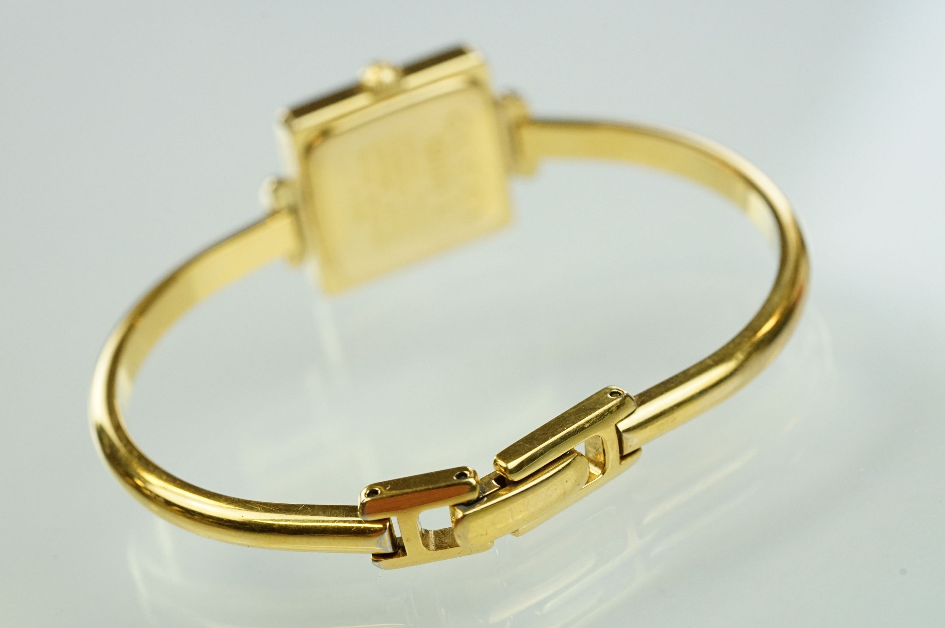 9ct gold vintage Walker wrist watch (hallmarked London 1966) on a stainless steel bracelet strap - Image 5 of 19