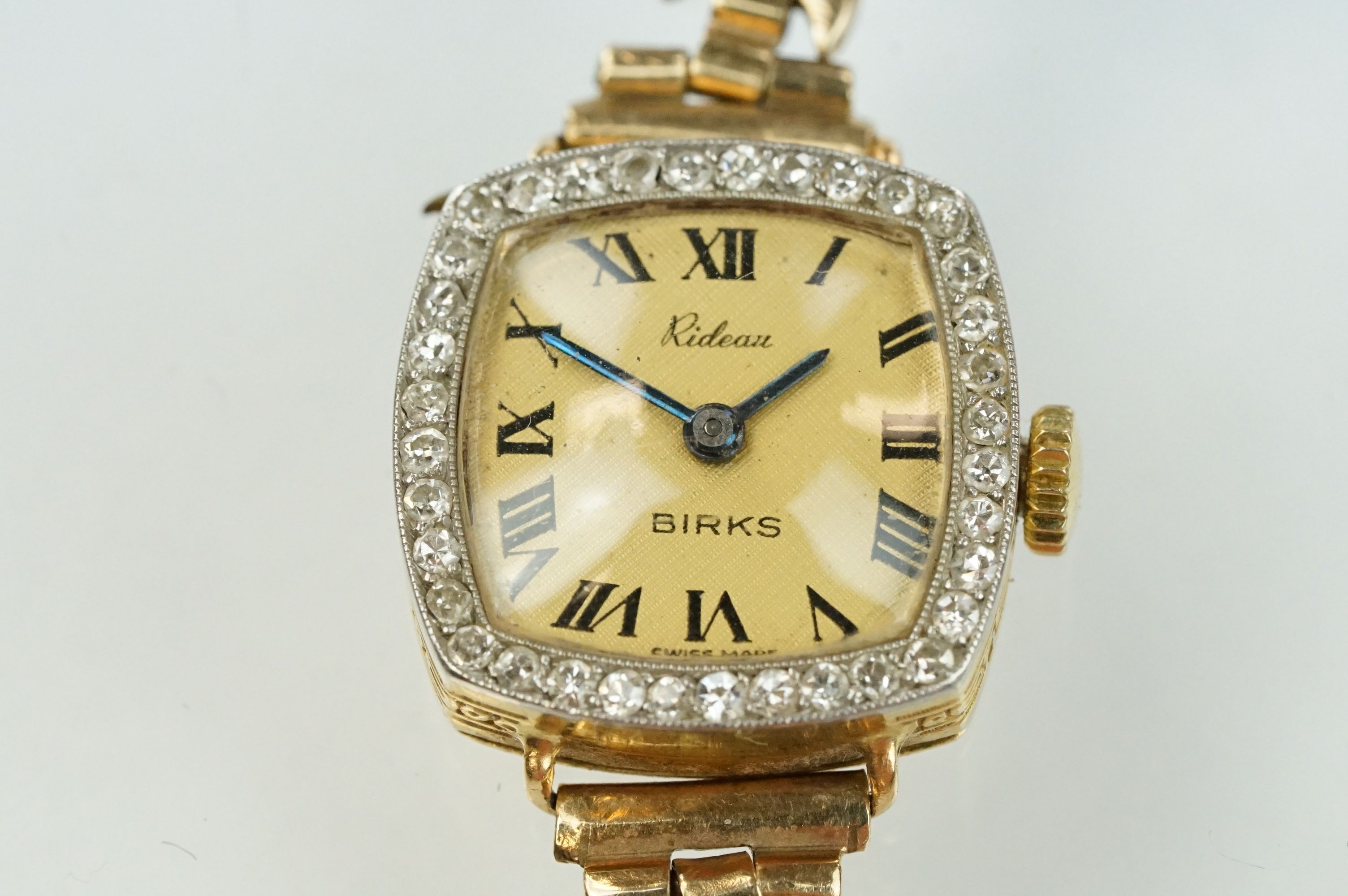 Mid Century vintage 18ct gold and diamond Rideau ladies wrist watch. The watch having a square - Bild 2 aus 11