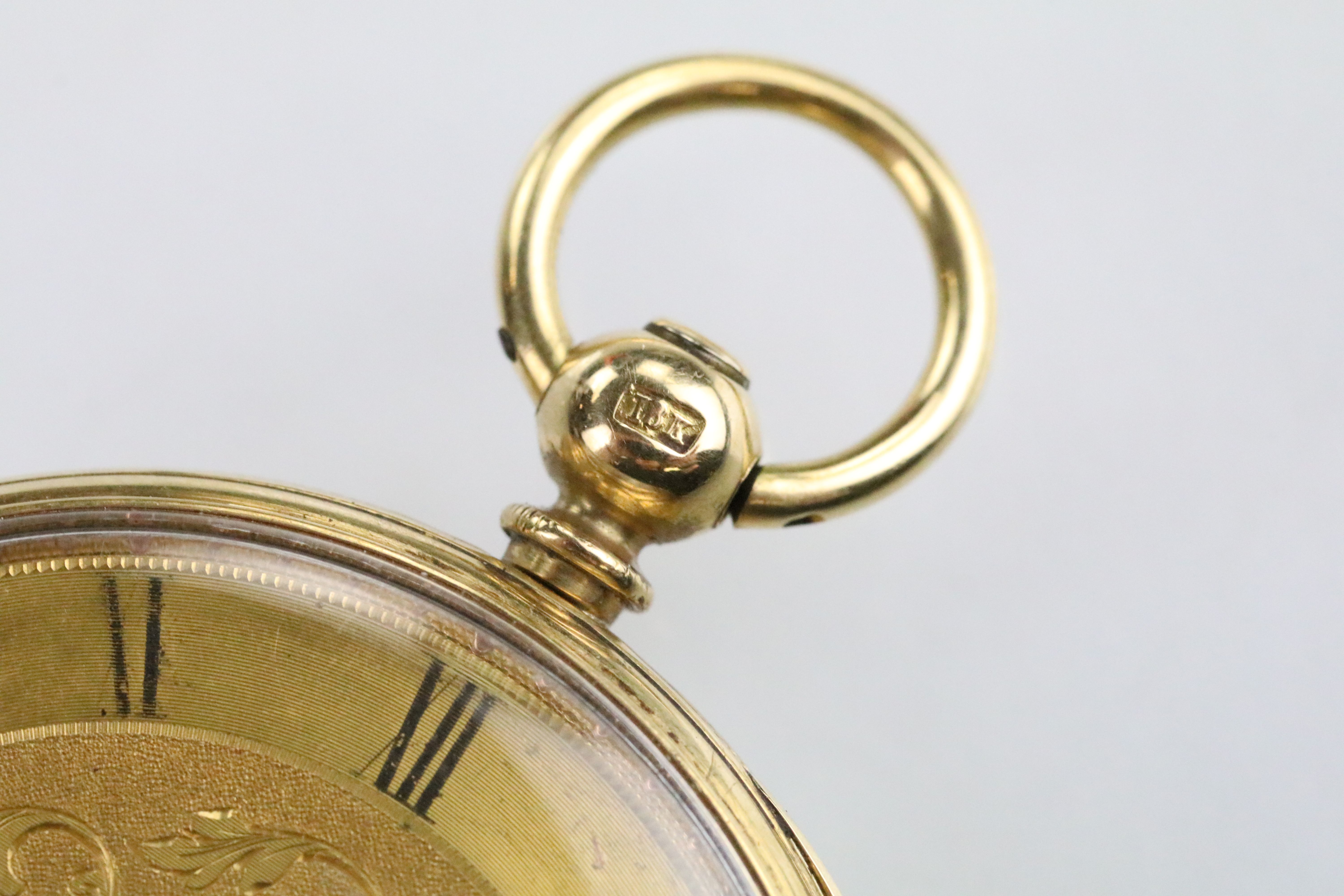 18ct gold open faced pocket watch having roman numerals to the chapter ring with foliate engraved - Bild 3 aus 12