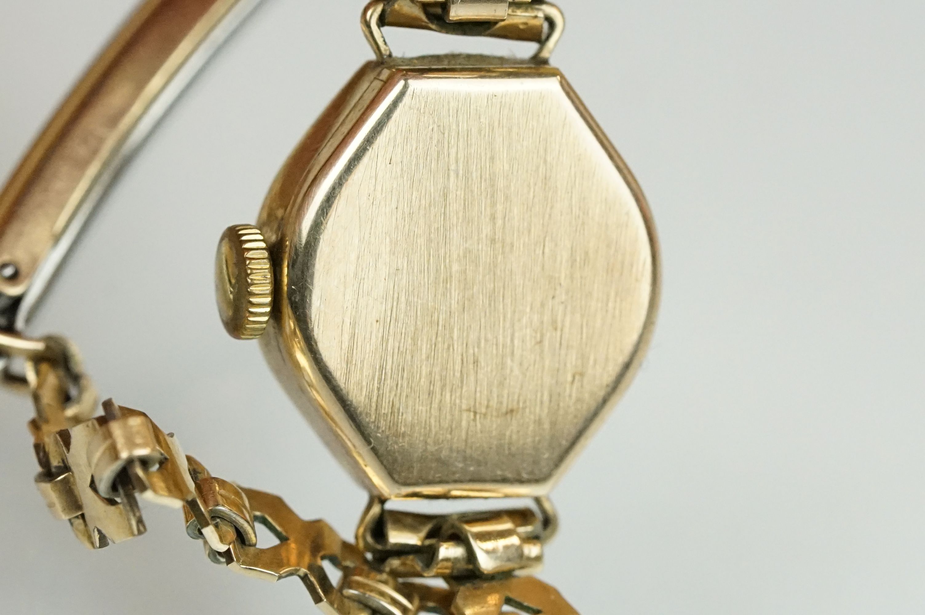 Collection of 9ct gold cased ladies cocktail watches to include Excalibur, Rotary and Lever. All - Image 9 of 12