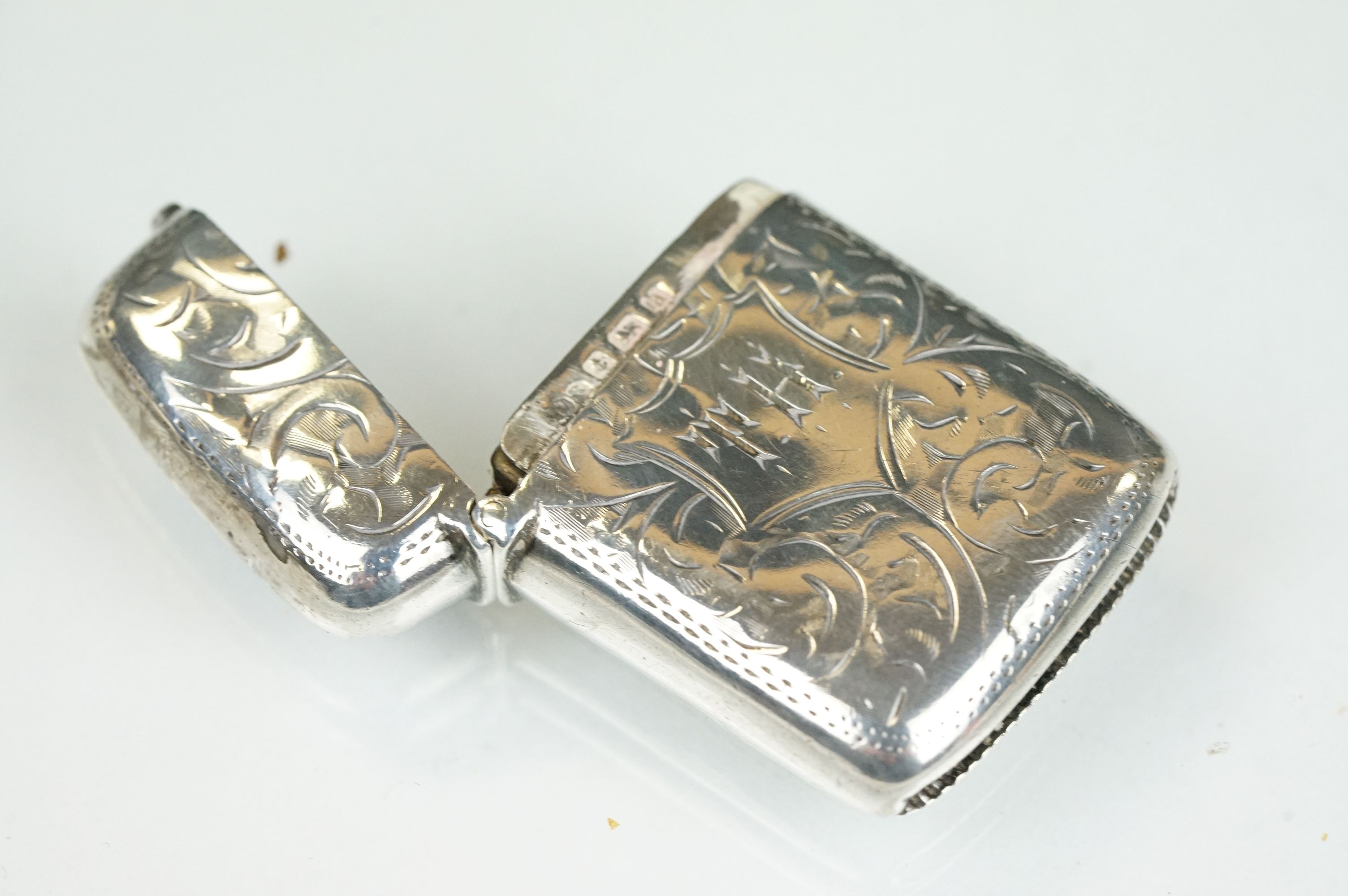 1920s Art Deco silver desk calendar having plastic date cards within a silver mount (hallmarked - Image 7 of 11
