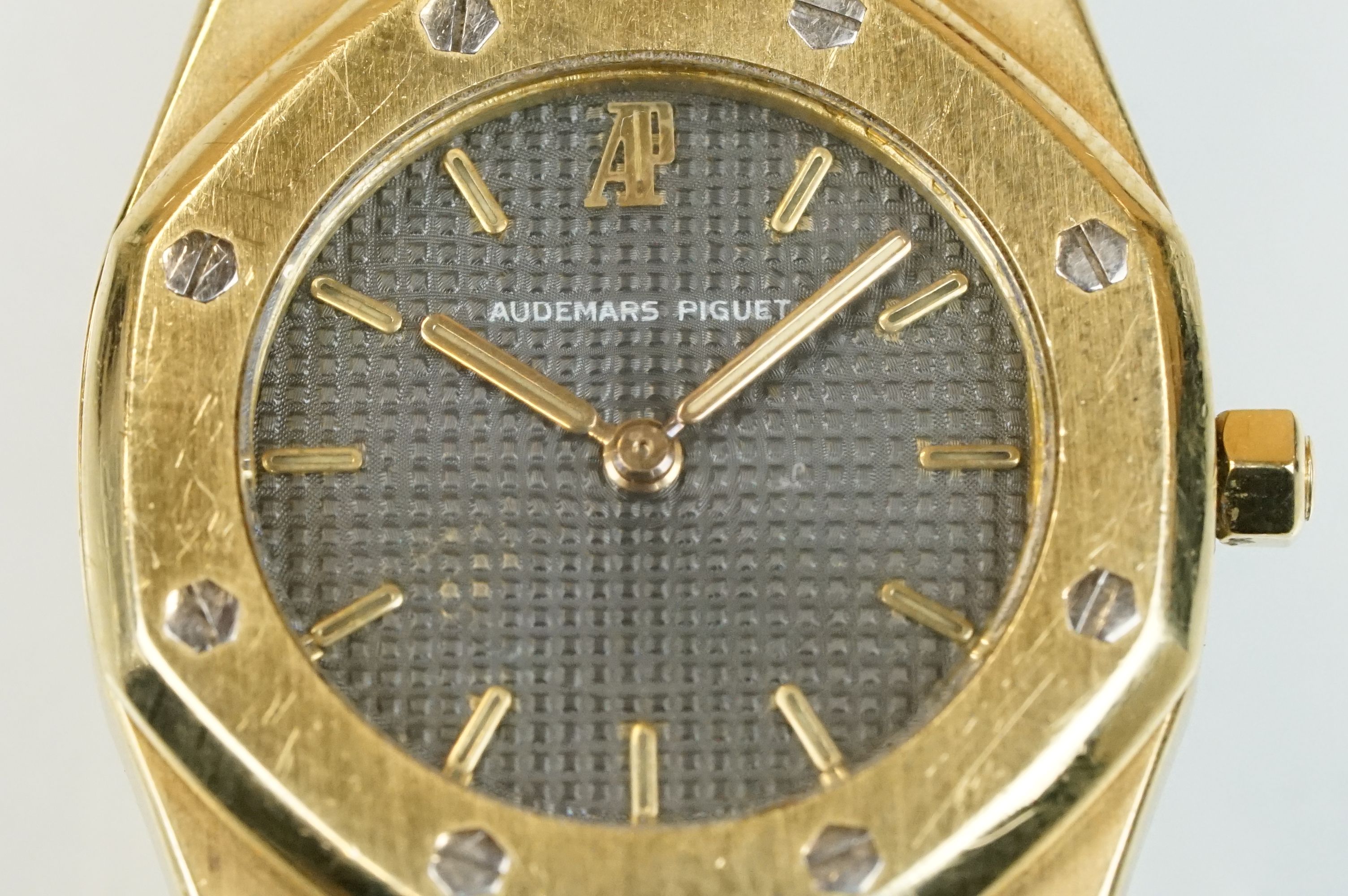 Audemars Piguet 18K gold quartz bracelet watch, fully hallmarked 18ct gold bracelet - Image 2 of 17