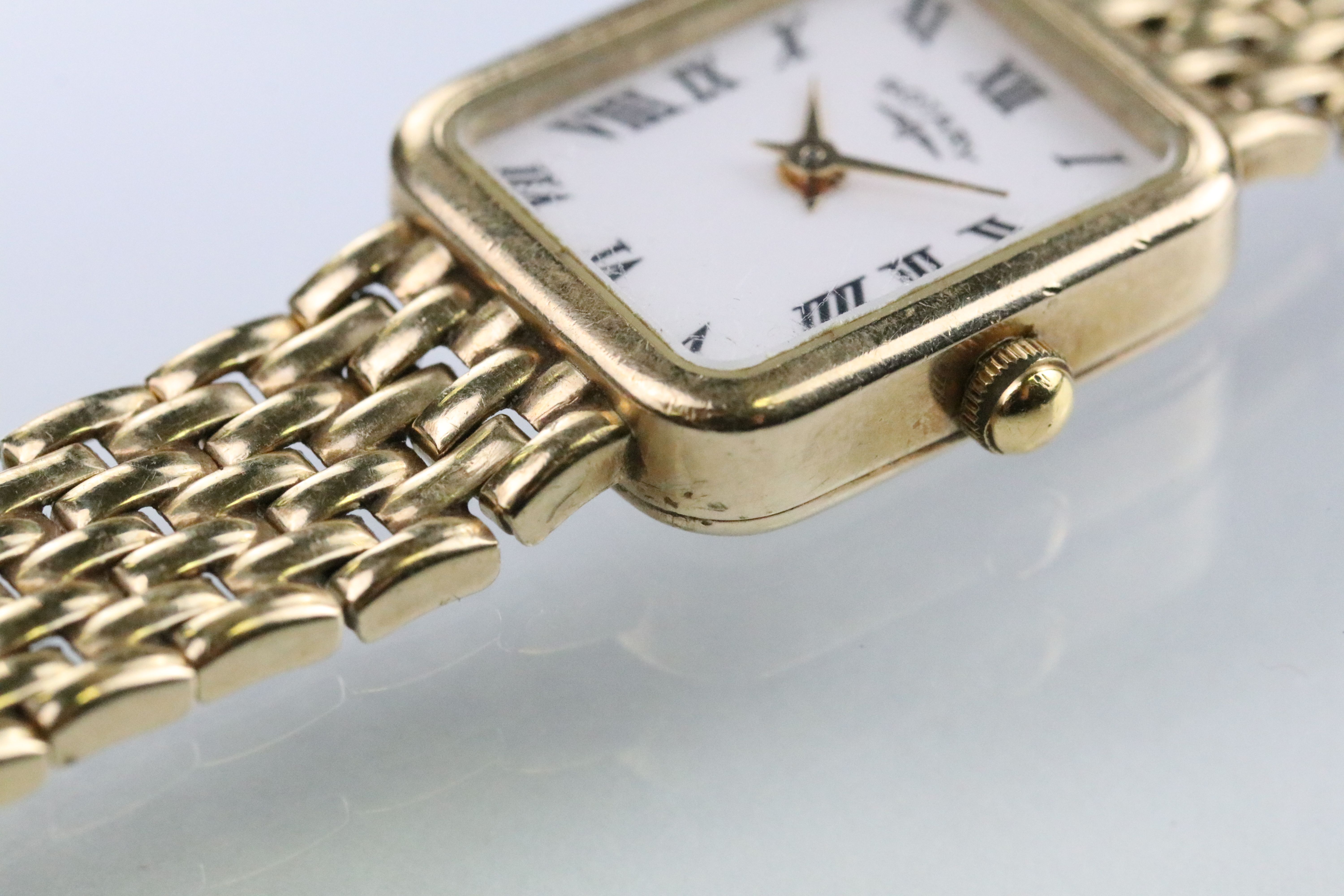 Rotary 9ct gold ladies wrist watch having a rectangular face with roman numerals to the chapter ring - Image 4 of 8