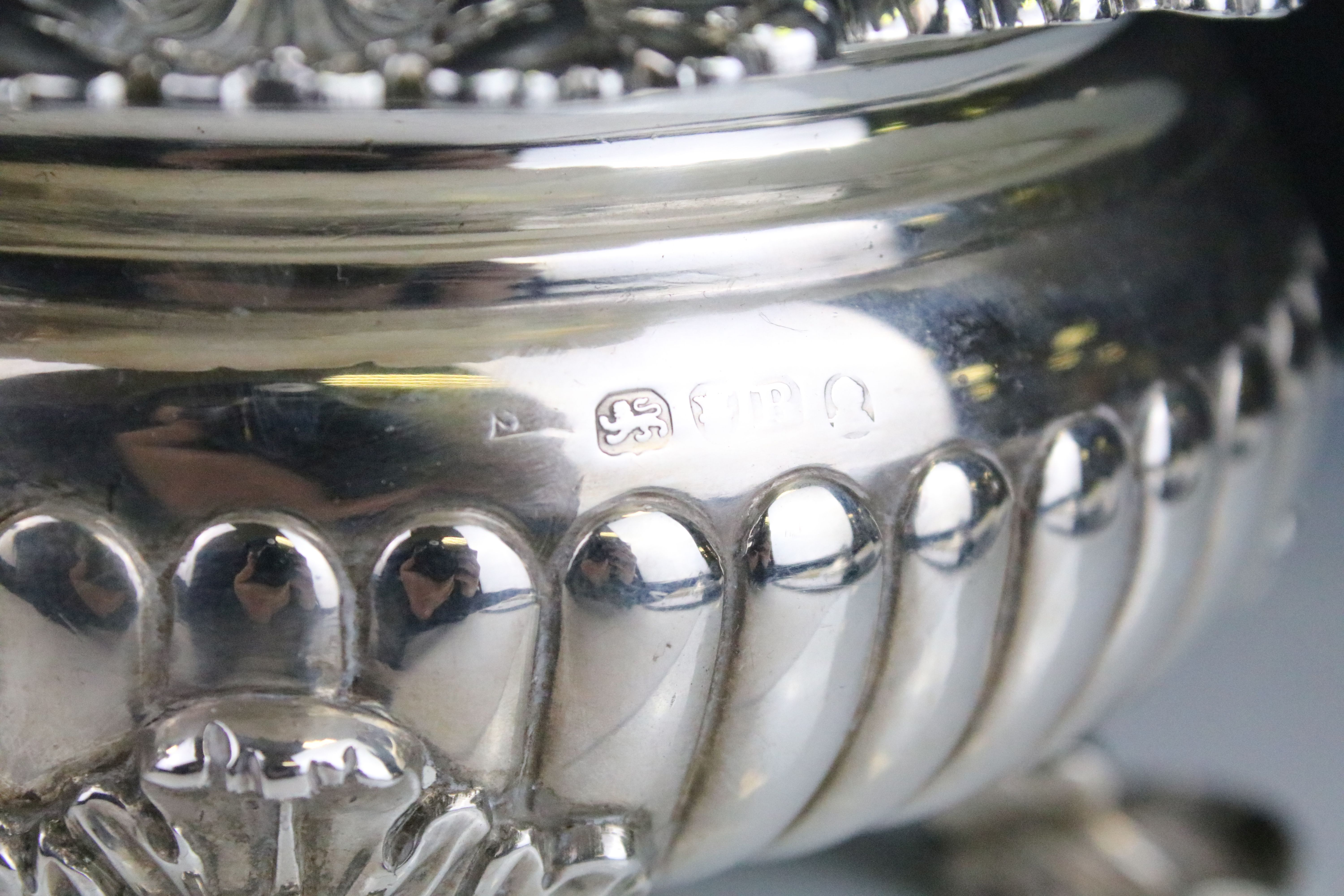 19th Century George III silver hallmarked lidded tureen having moulded gadrooned, shell and - Image 6 of 6
